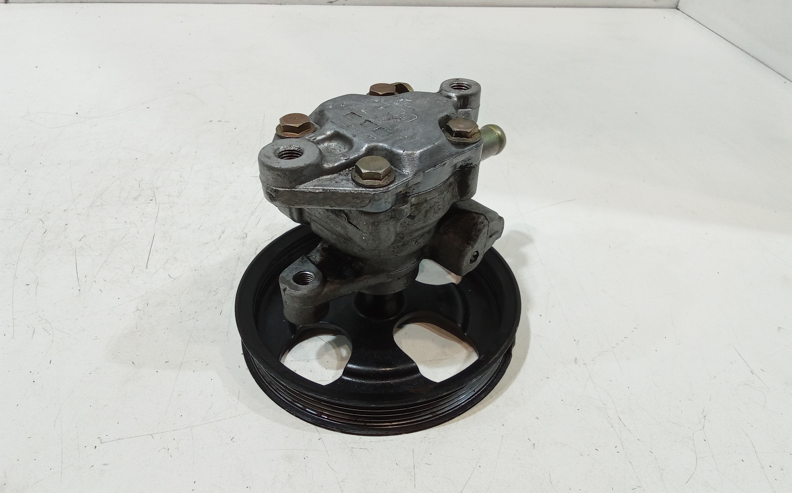 Pompa servosterzo per Mitsubishi Space Star 1 Serie (1998 - 2002)