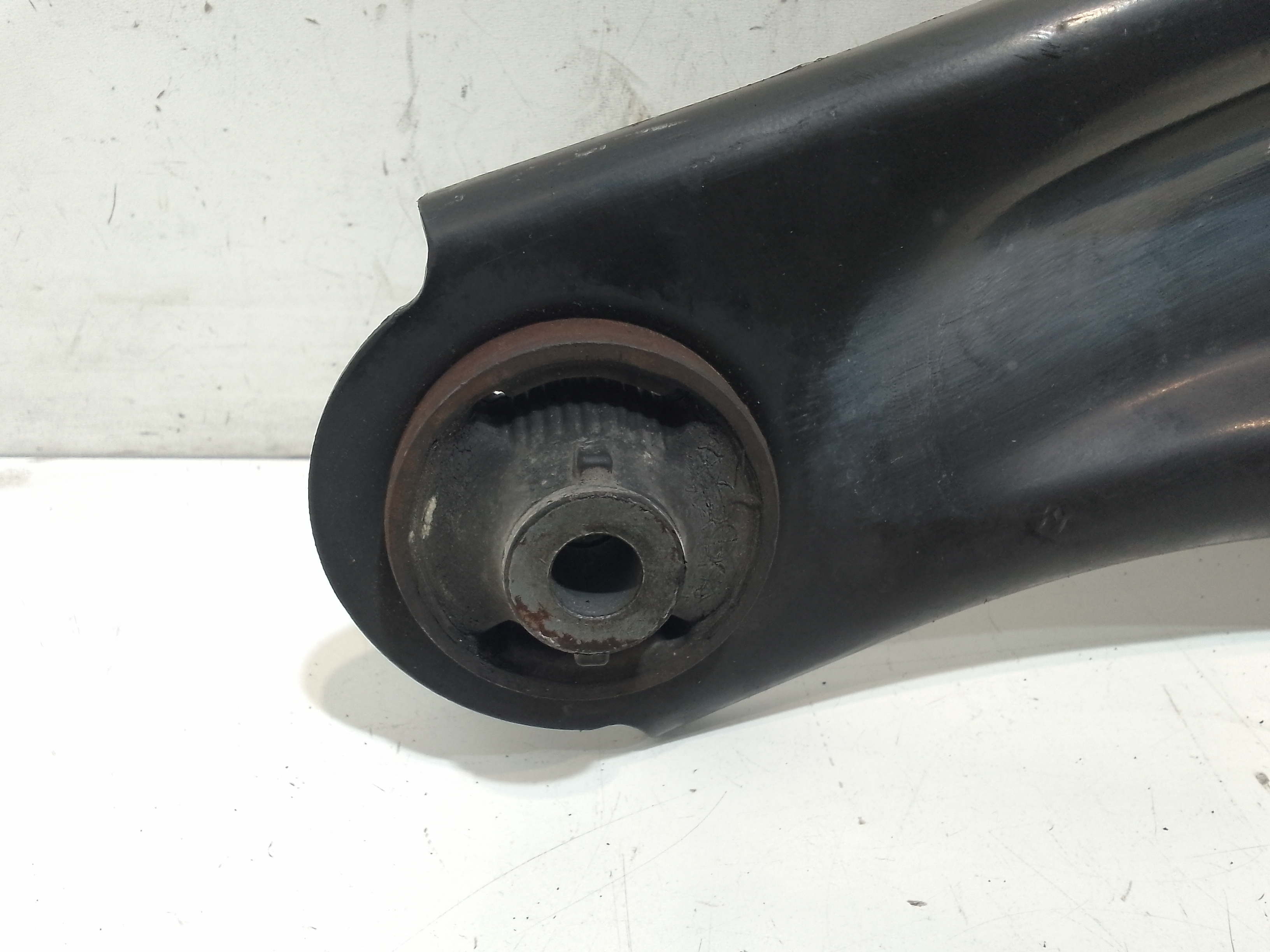 Braccio Oscillante anteriore destro per Nissan Juke 1 Serie (2010 - 2013)