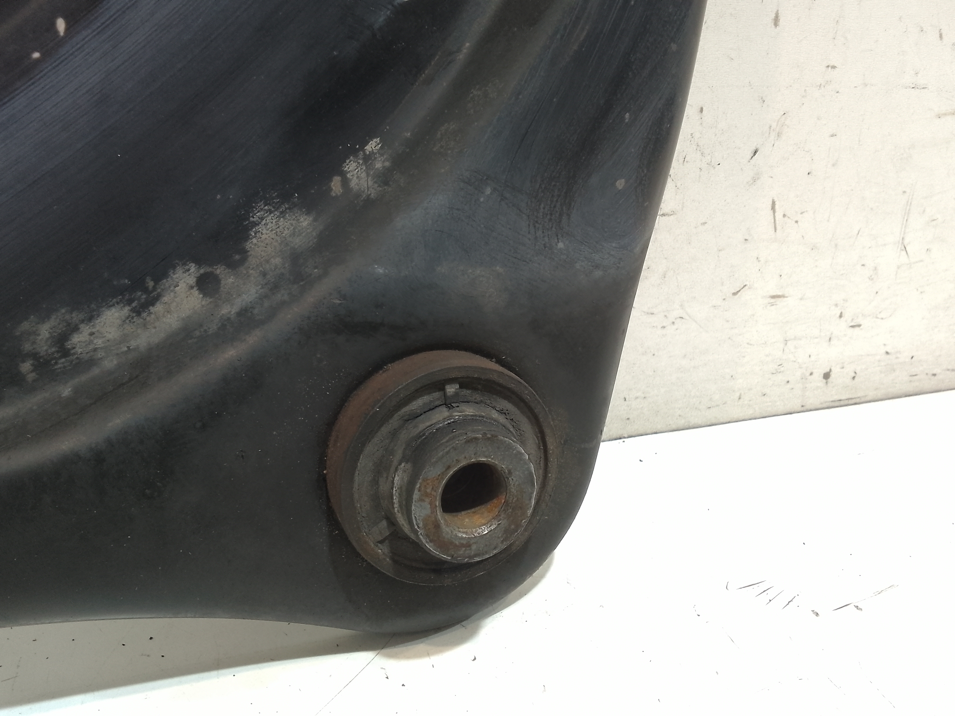 Braccio Oscillante anteriore destro per Nissan Juke 1 Serie (2010 - 2013)