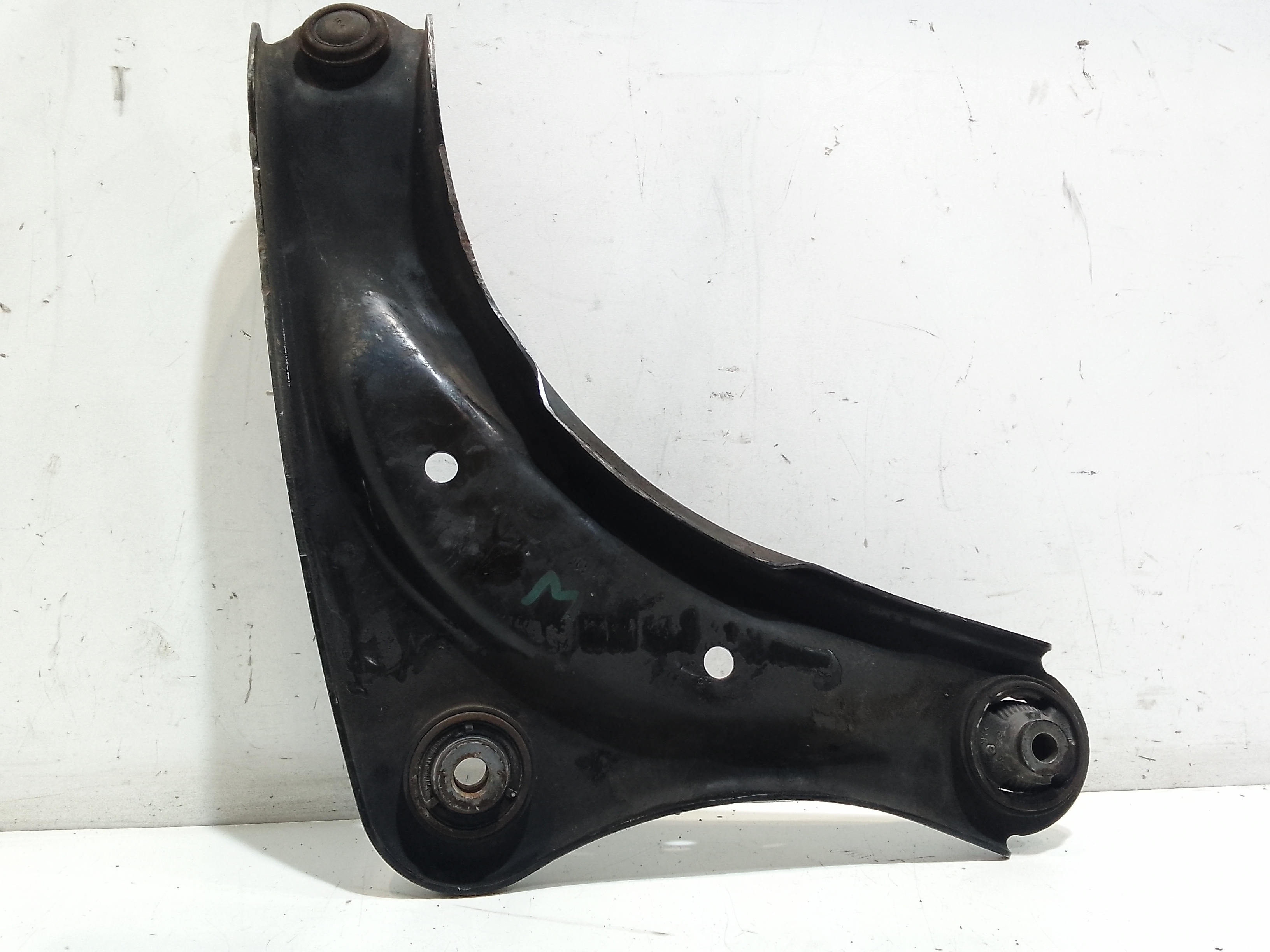 Braccio Oscillante anteriore destro per Nissan Juke 1 Serie (2010 - 2013)