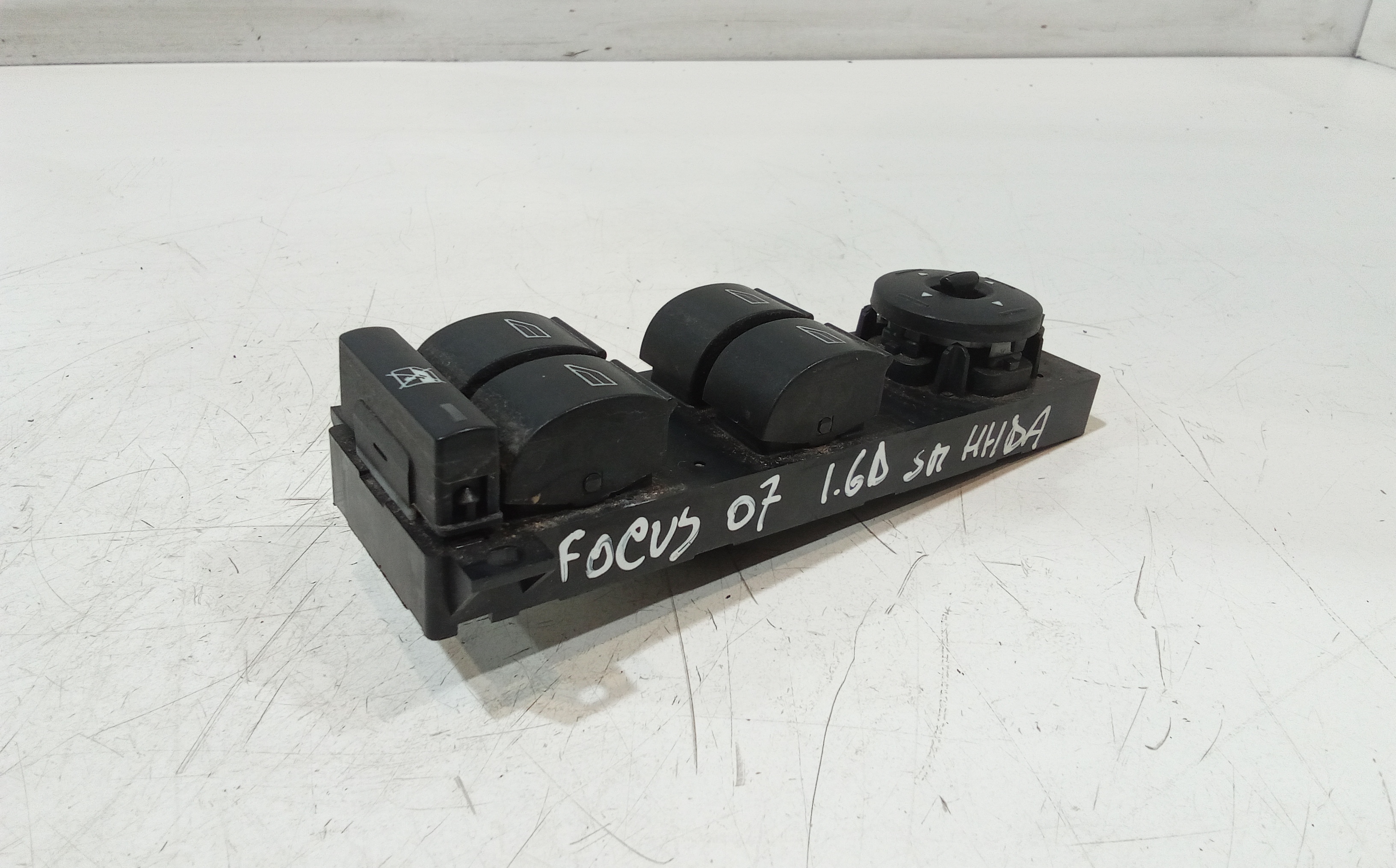 Pulsantiera anteriore sinistra Guida per Ford Focus Berlina 3 Serie (2004 - 2008)