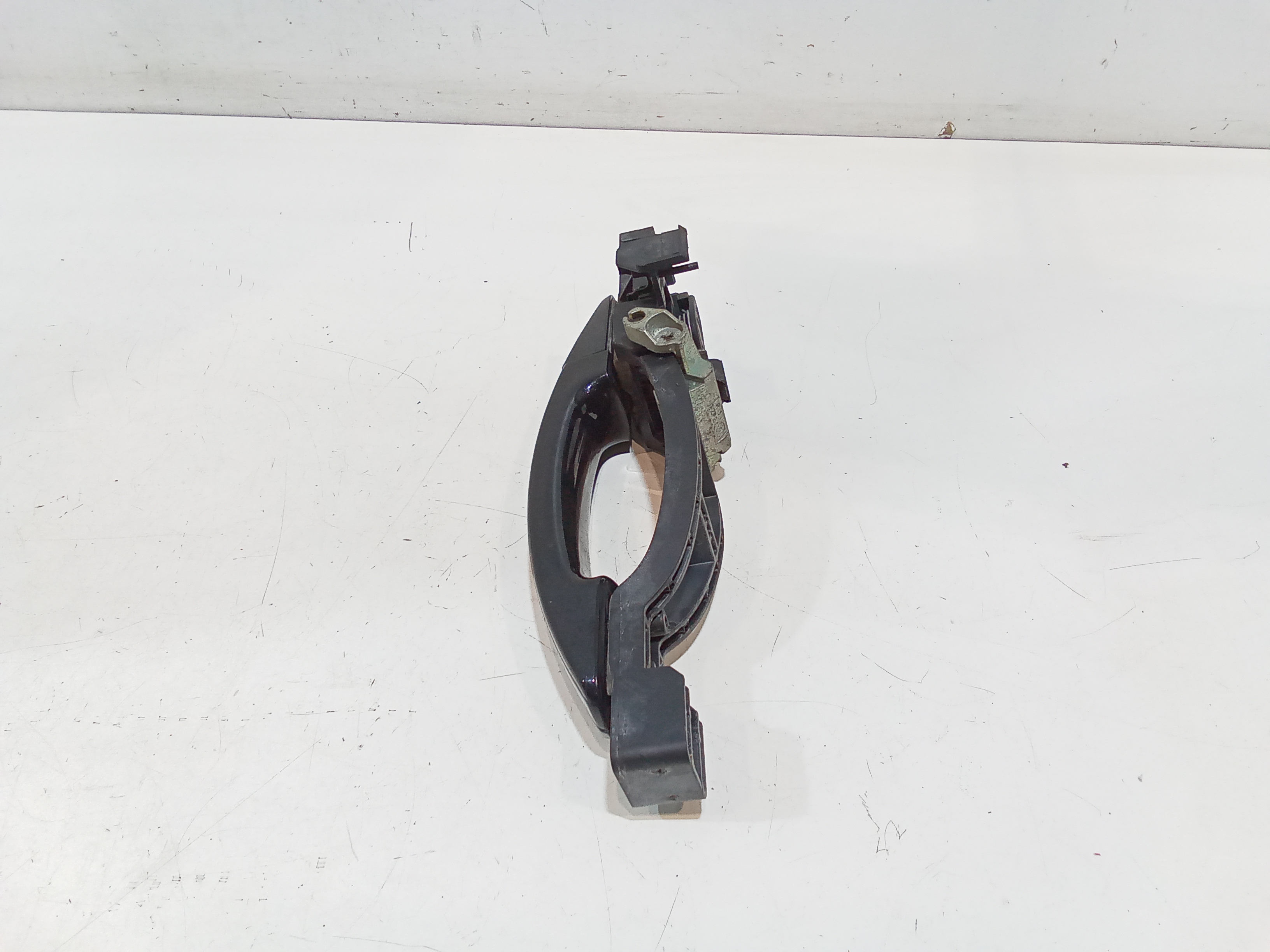 Maniglia esterna Anteriore Sinistra per Ford Focus Berlina 3 Serie (2004 - 2008)