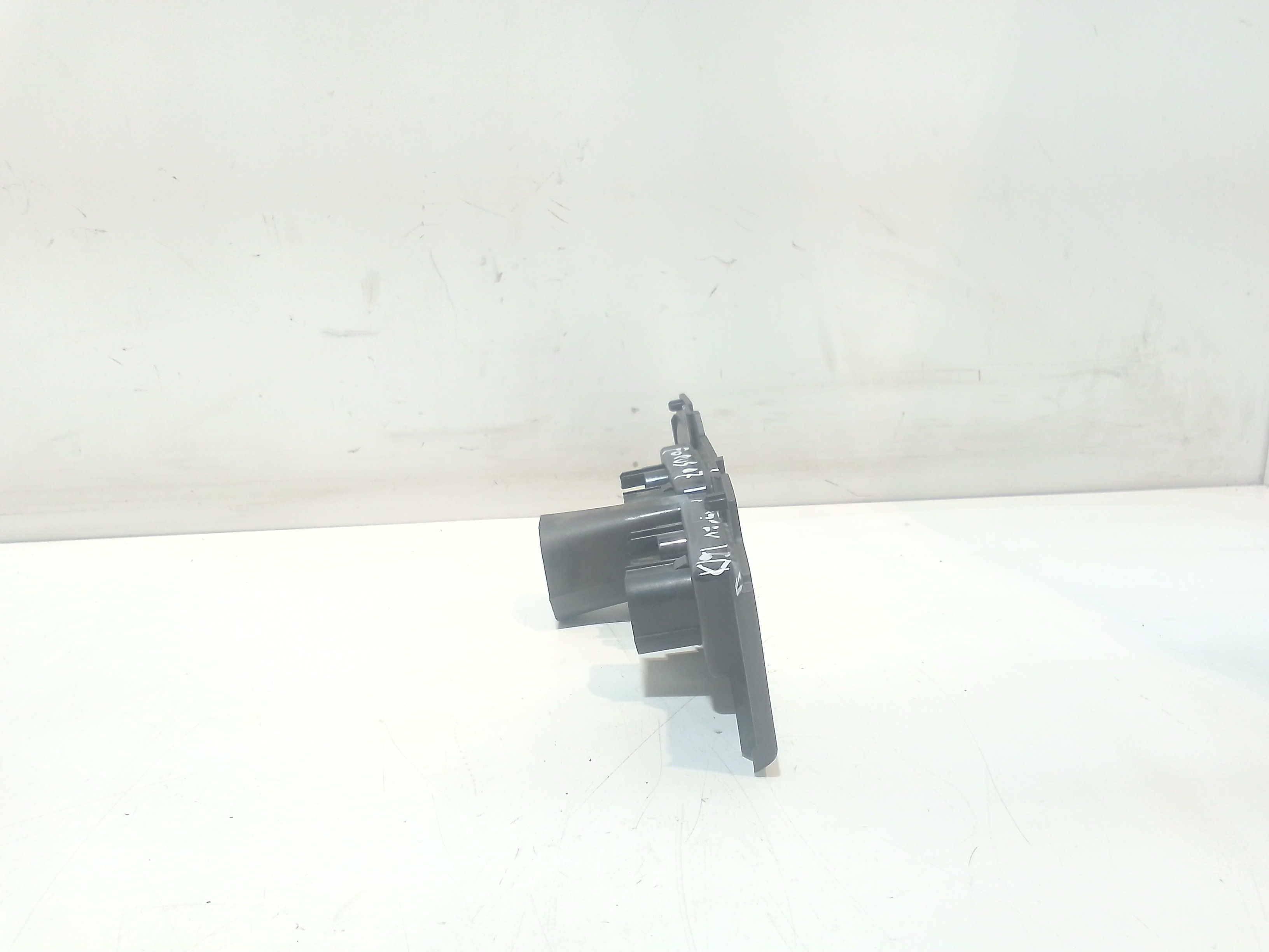 Pulsantiera Centrale per Ford Focus Berlina 3 Serie (2004 - 2008)