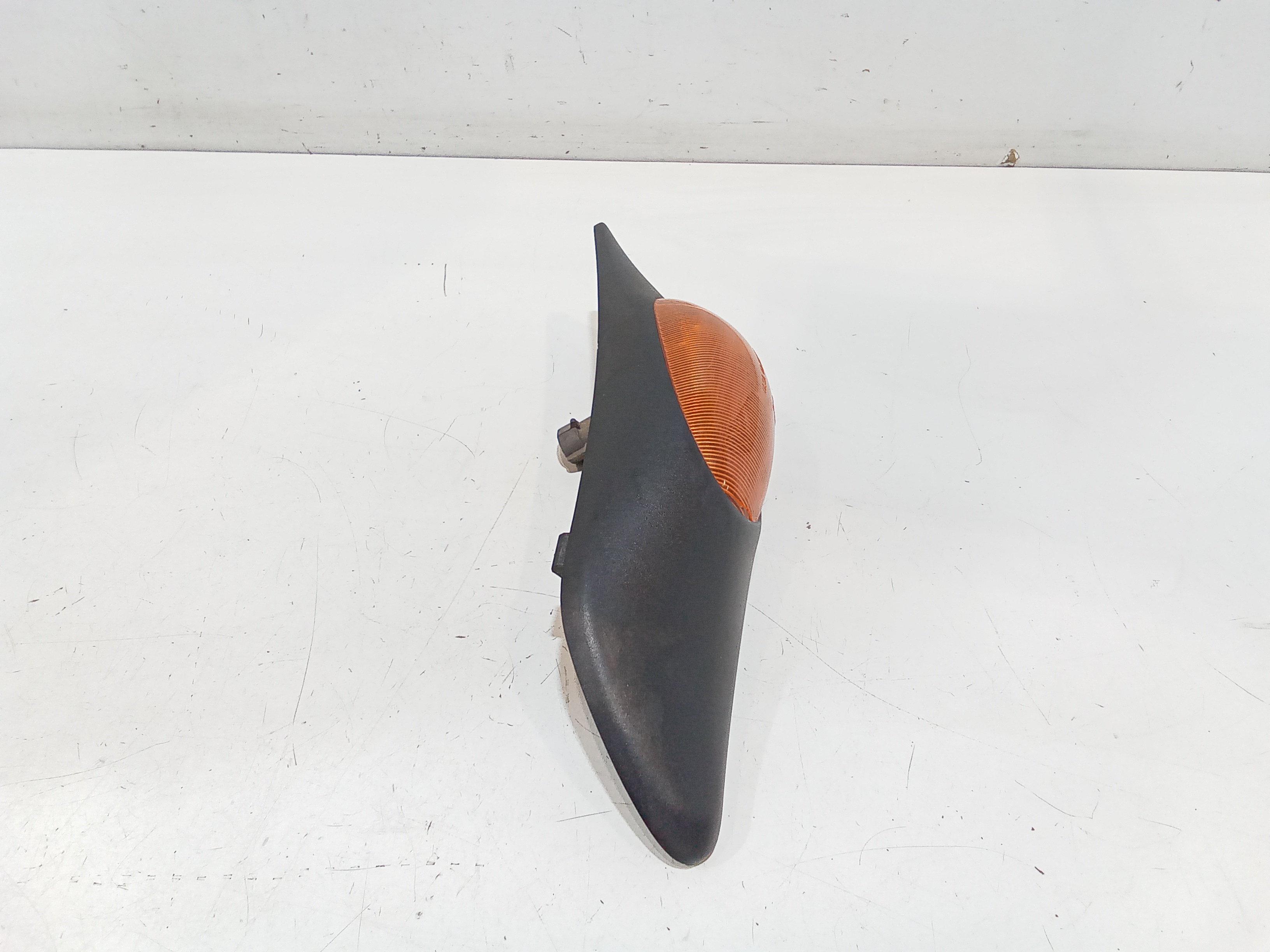 Freccia ant SX per Iveco Daily 3 Serie (1999 - 2006)