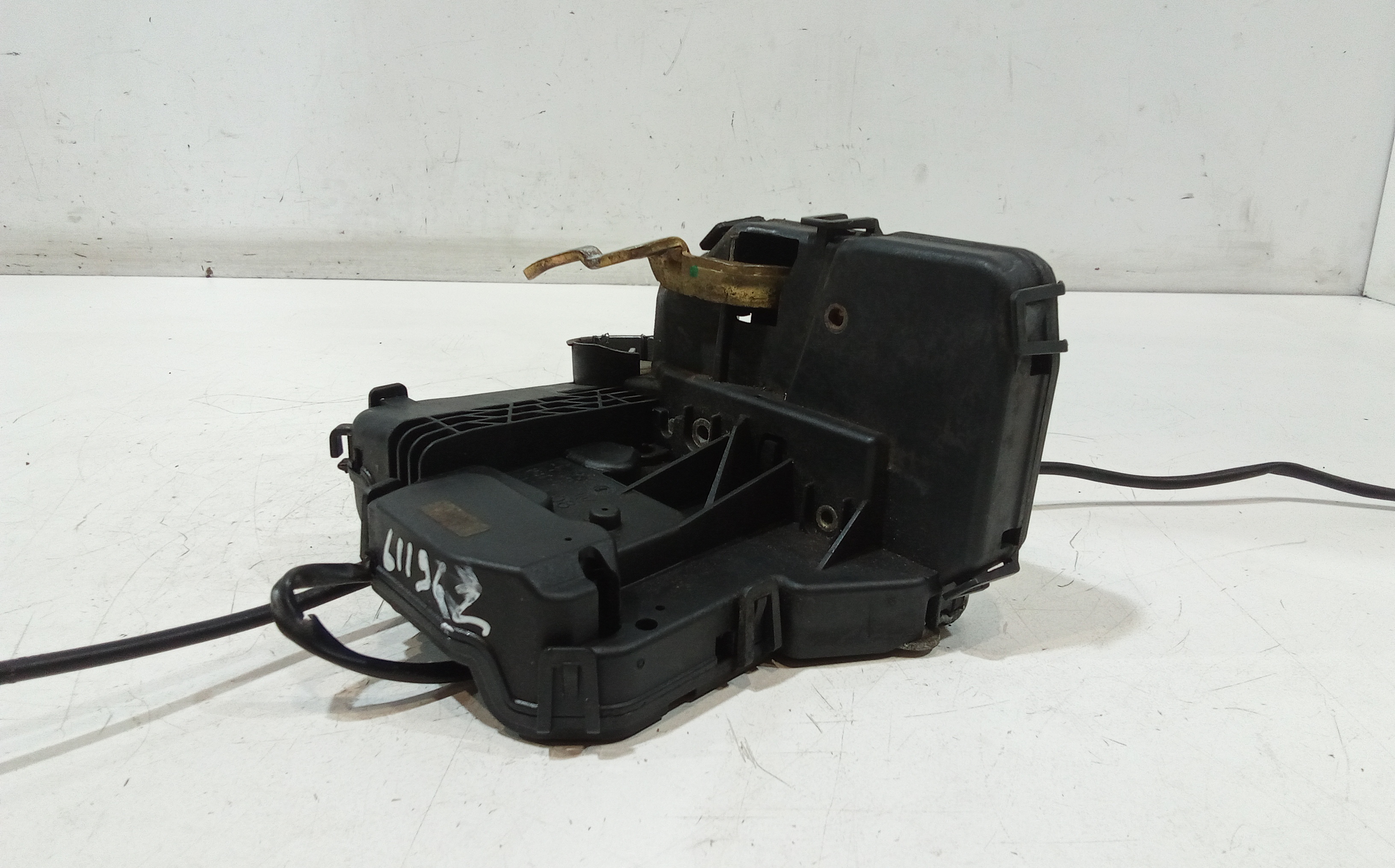 Serratura Anteriore Sinistra per Mercedes Classe C Berlina W203 (2000 - 2004)