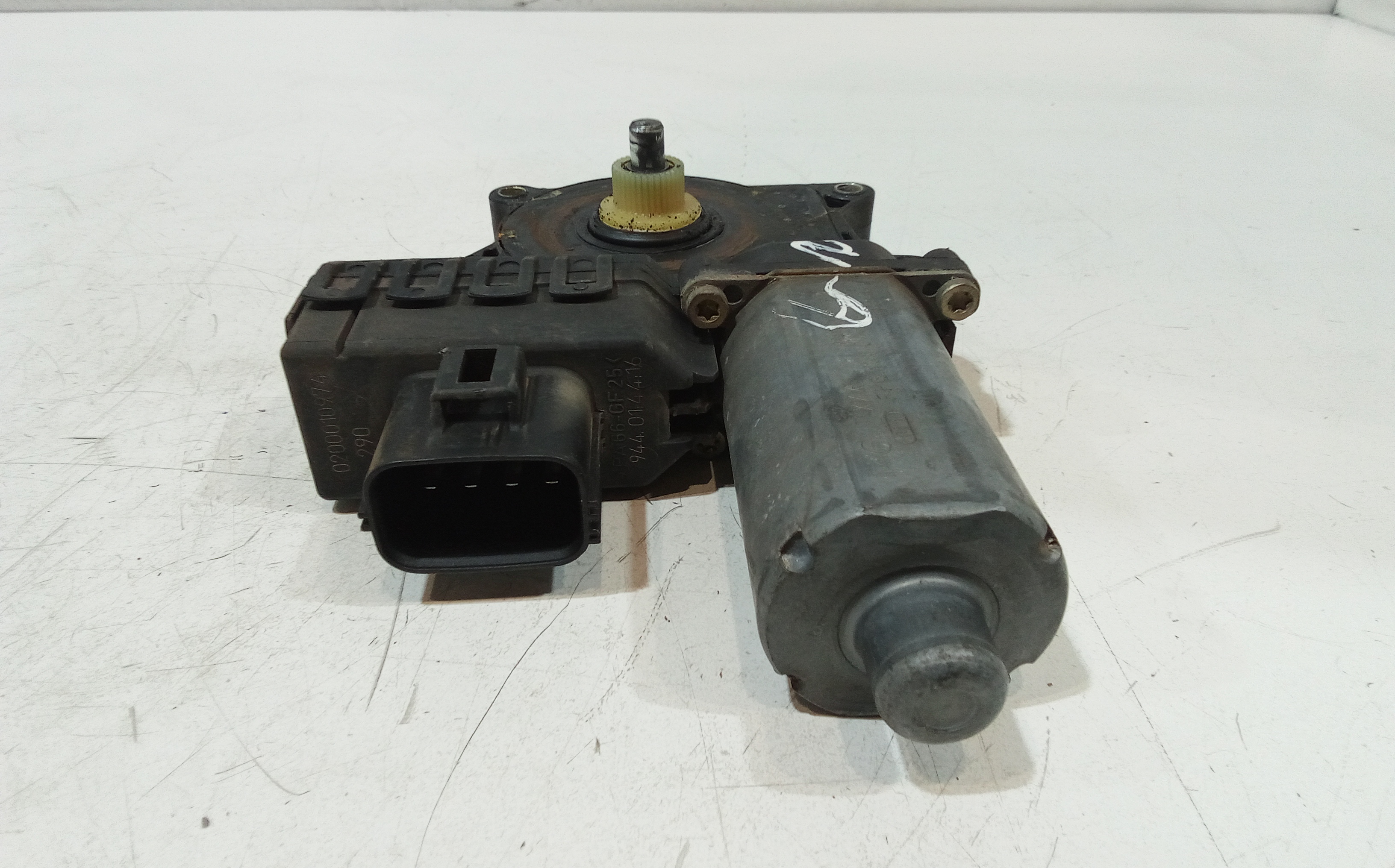 Motorino Alzavetro anteriore destra per Ford Mondeo Berlina 3 Serie (2000 - 2003)