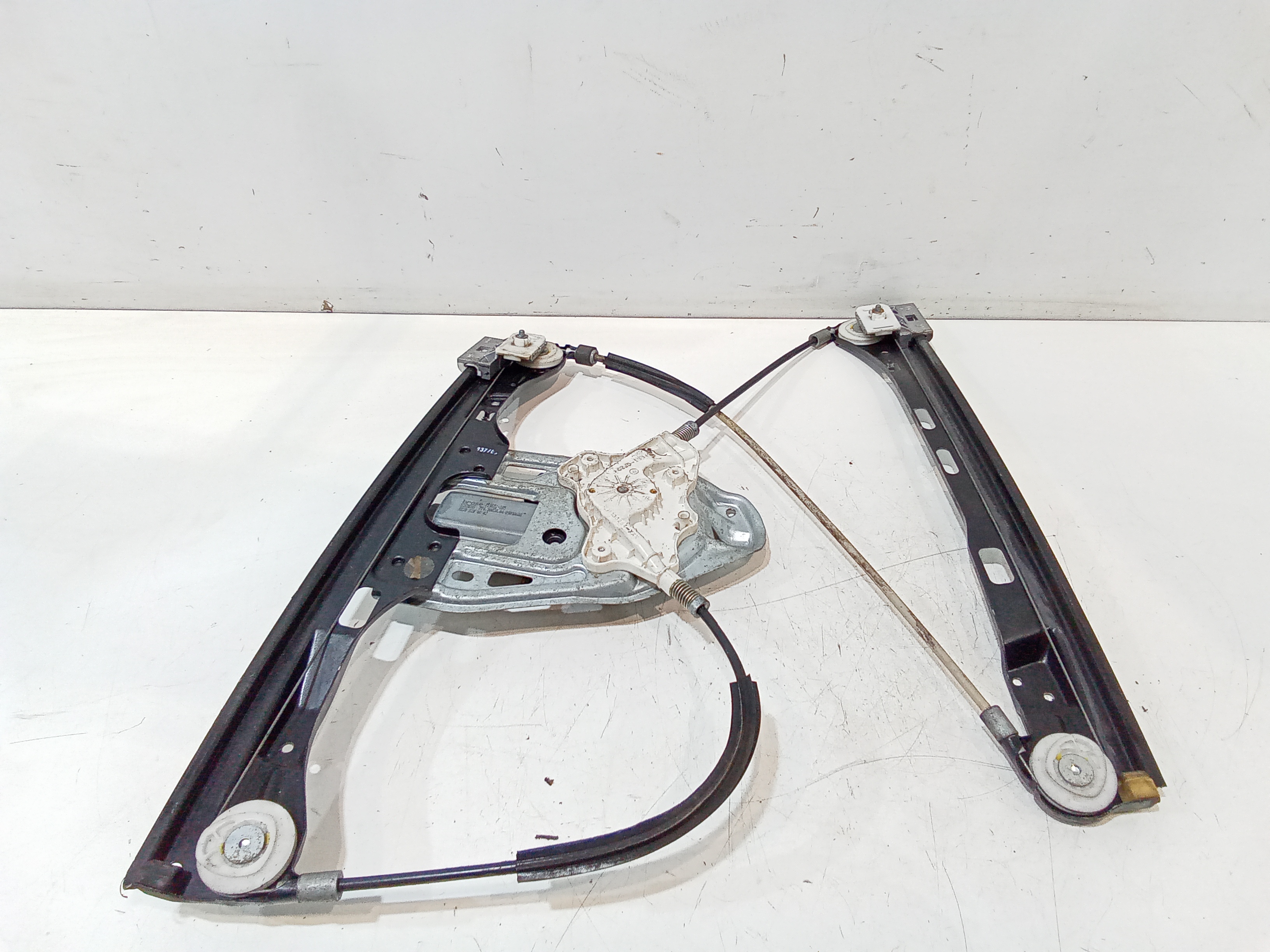 Cremagliera anteriore sinistra Guida per Mercedes Classe C Berlina W203 (2000 - 2004)