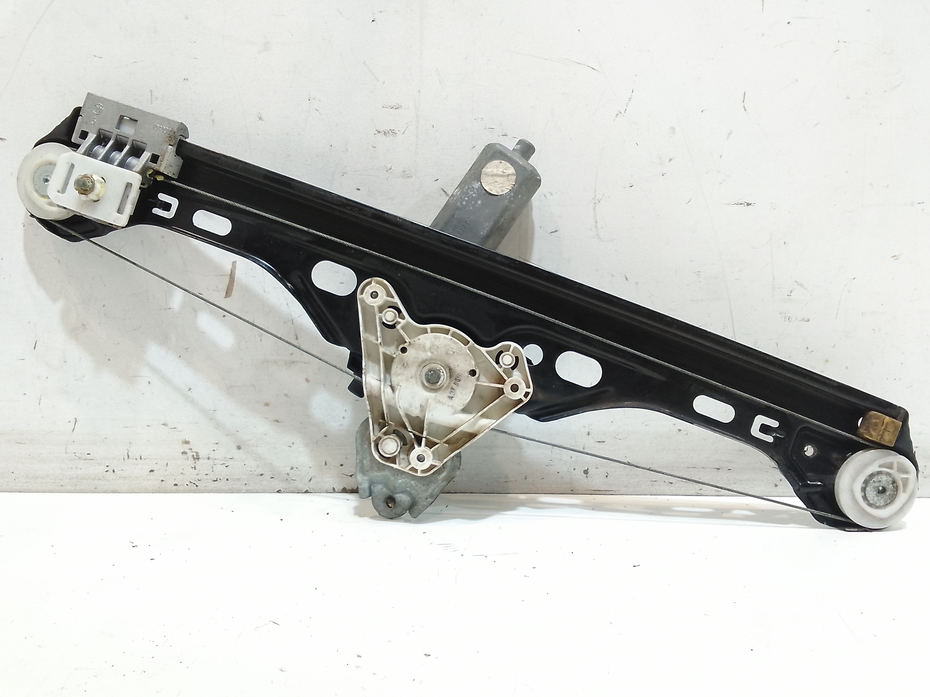 Cremagliera posteriore laterale sinistra per Mercedes Classe C Berlina W203 (2000 - 2004)