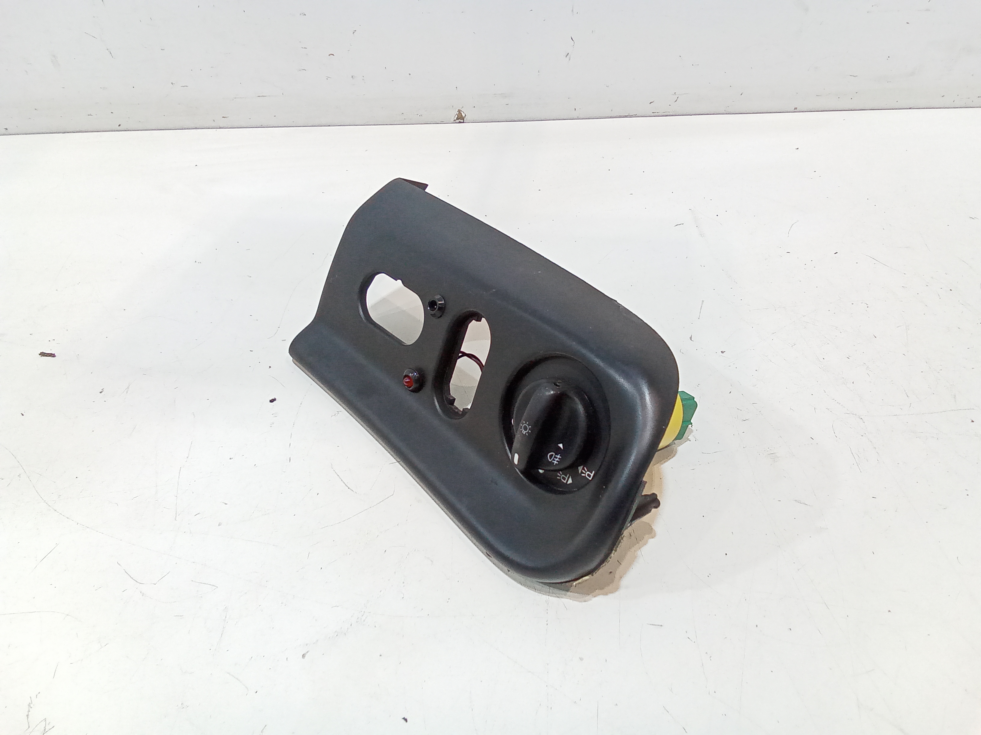 Interruttore comando luci per Ford Mondeo Berlina 2 Serie (1996 - 2000)