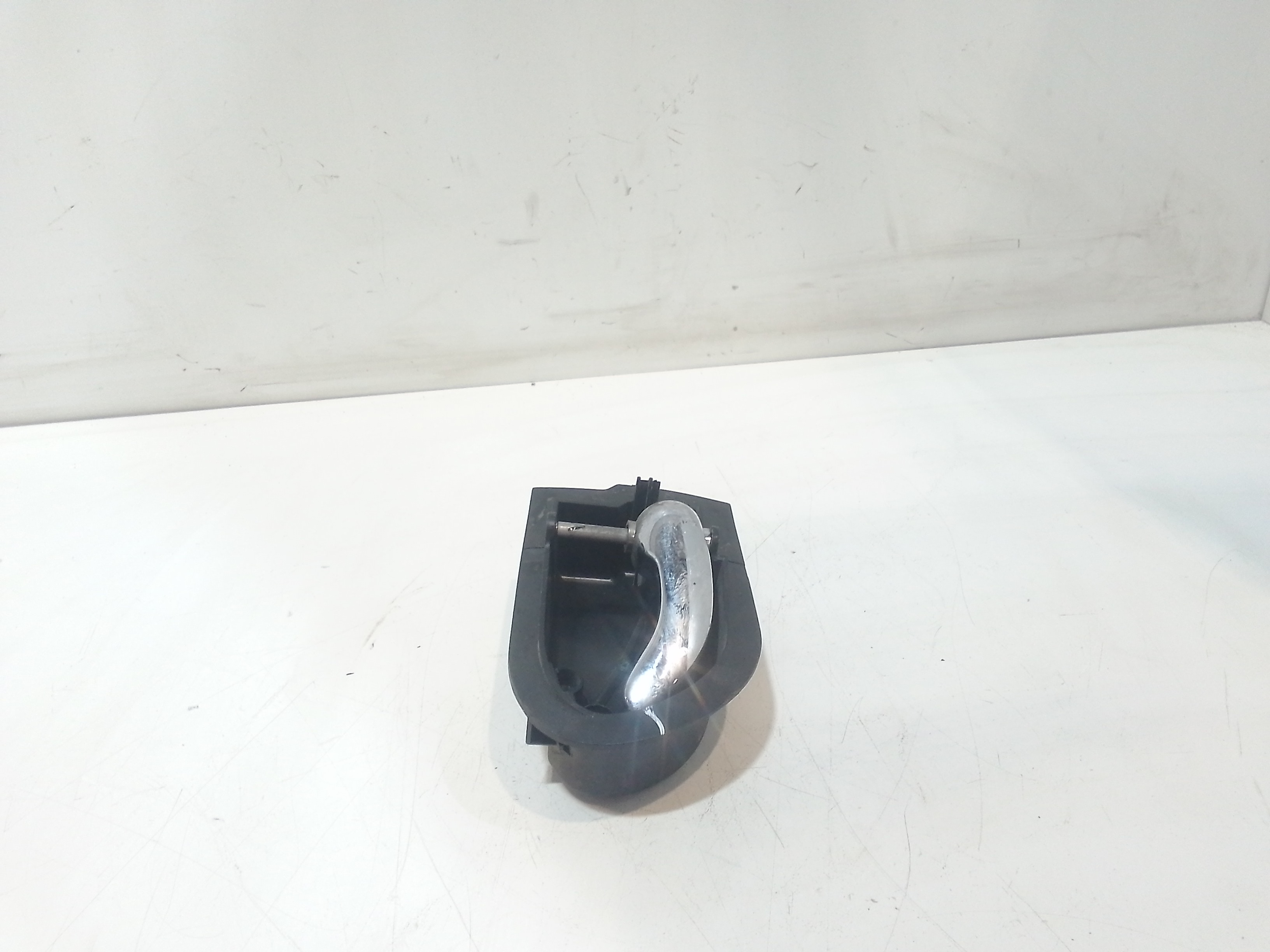 Maniglia interna Anteriore Destra per Ford Mondeo Berlina 2 Serie (1996 - 2000)