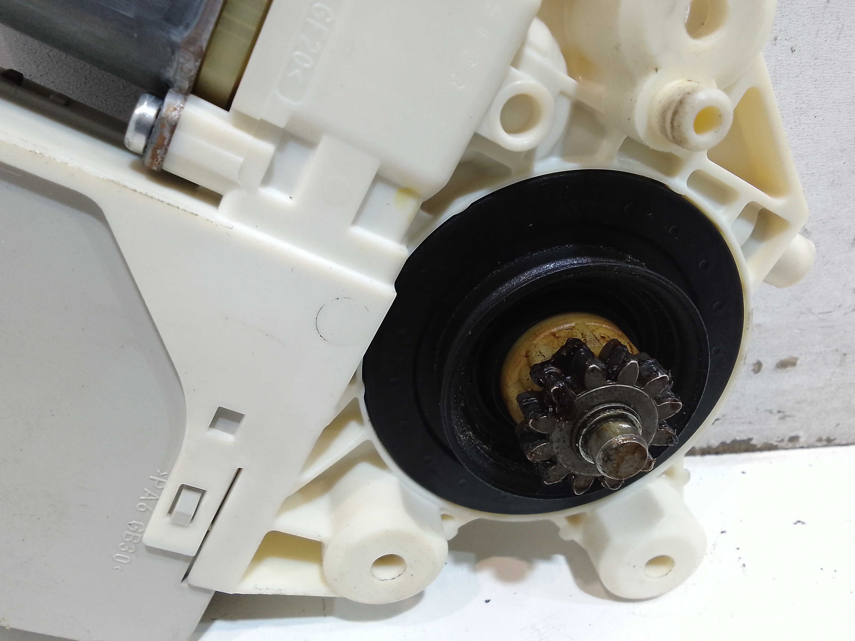 Motorino Alzavetro anteriore destra per Ford Focus Berlina 3 Serie (2004 - 2008)