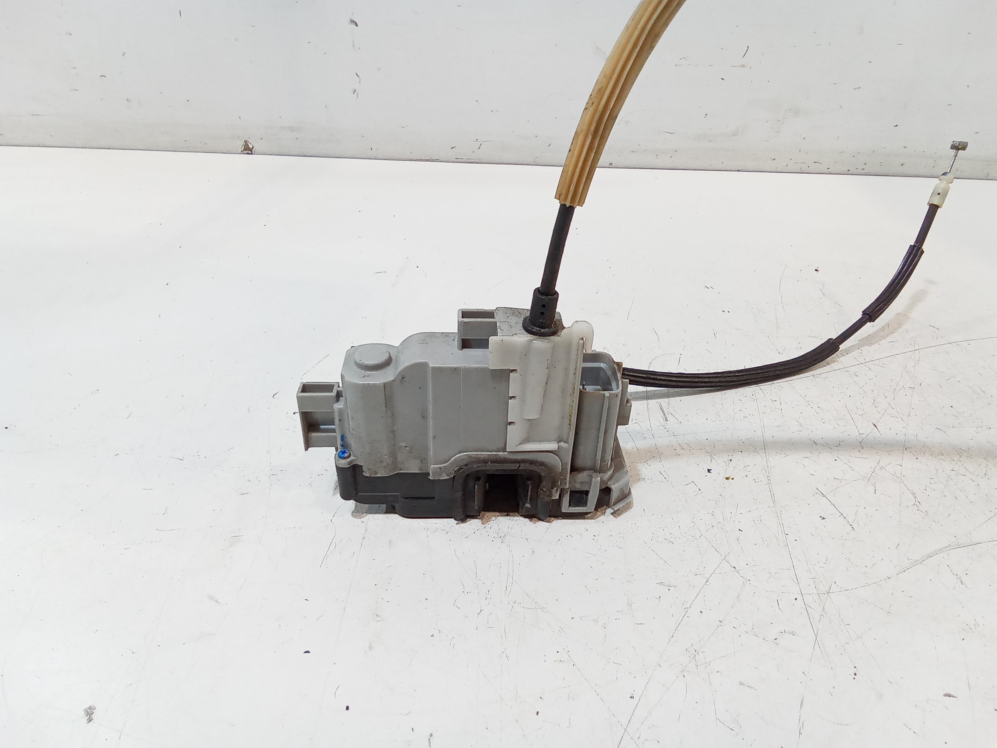 Serratura Anteriore Destra per Fiat Bravo 2 Serie (2007 - 2010)