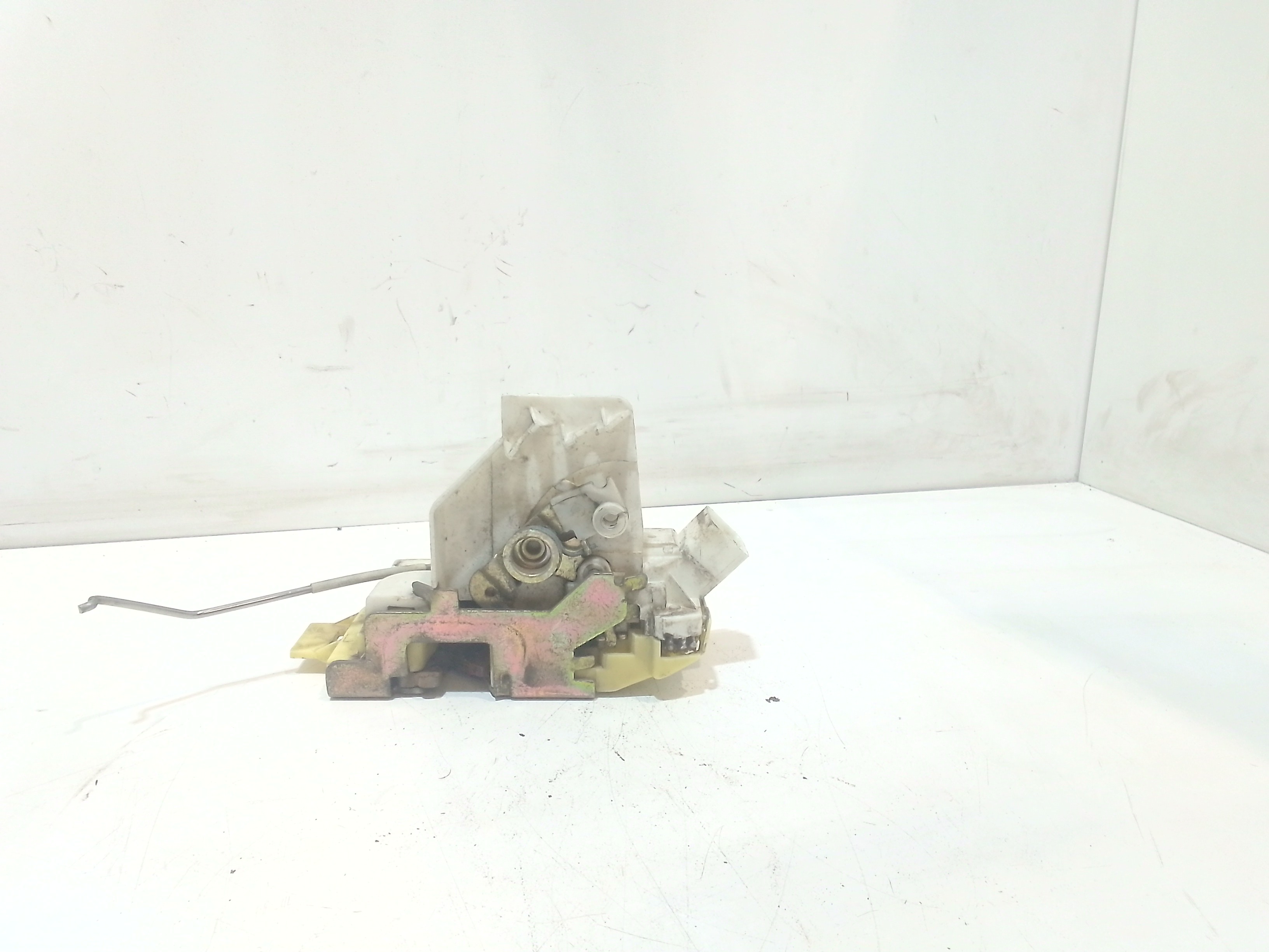 Serratura Anteriore Sinistra per Ford Mondeo Berlina 2 Serie (1996 - 2000)