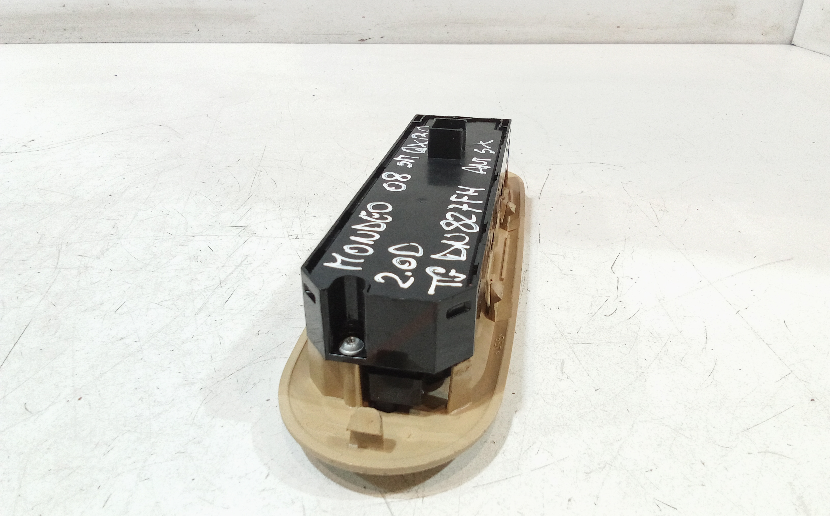 Pulsantiera anteriore sinistra Guida per Ford Mondeo Berlina 6 Serie (2007 - 2010)