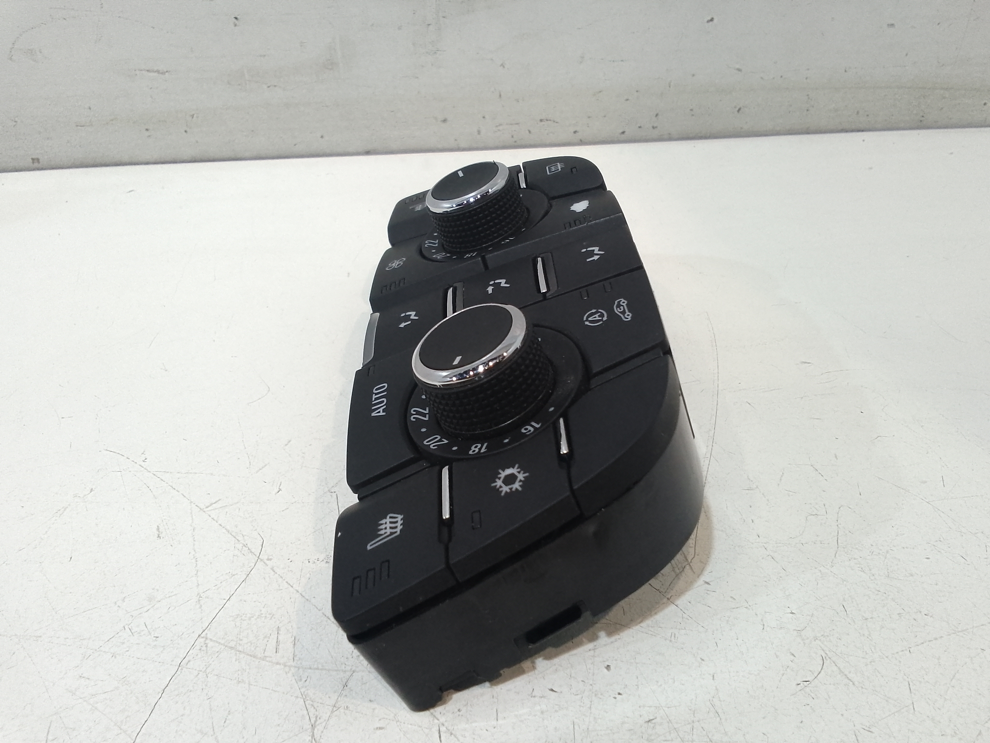 Comandi Clima per Opel Astra J (2009 - In produzione)