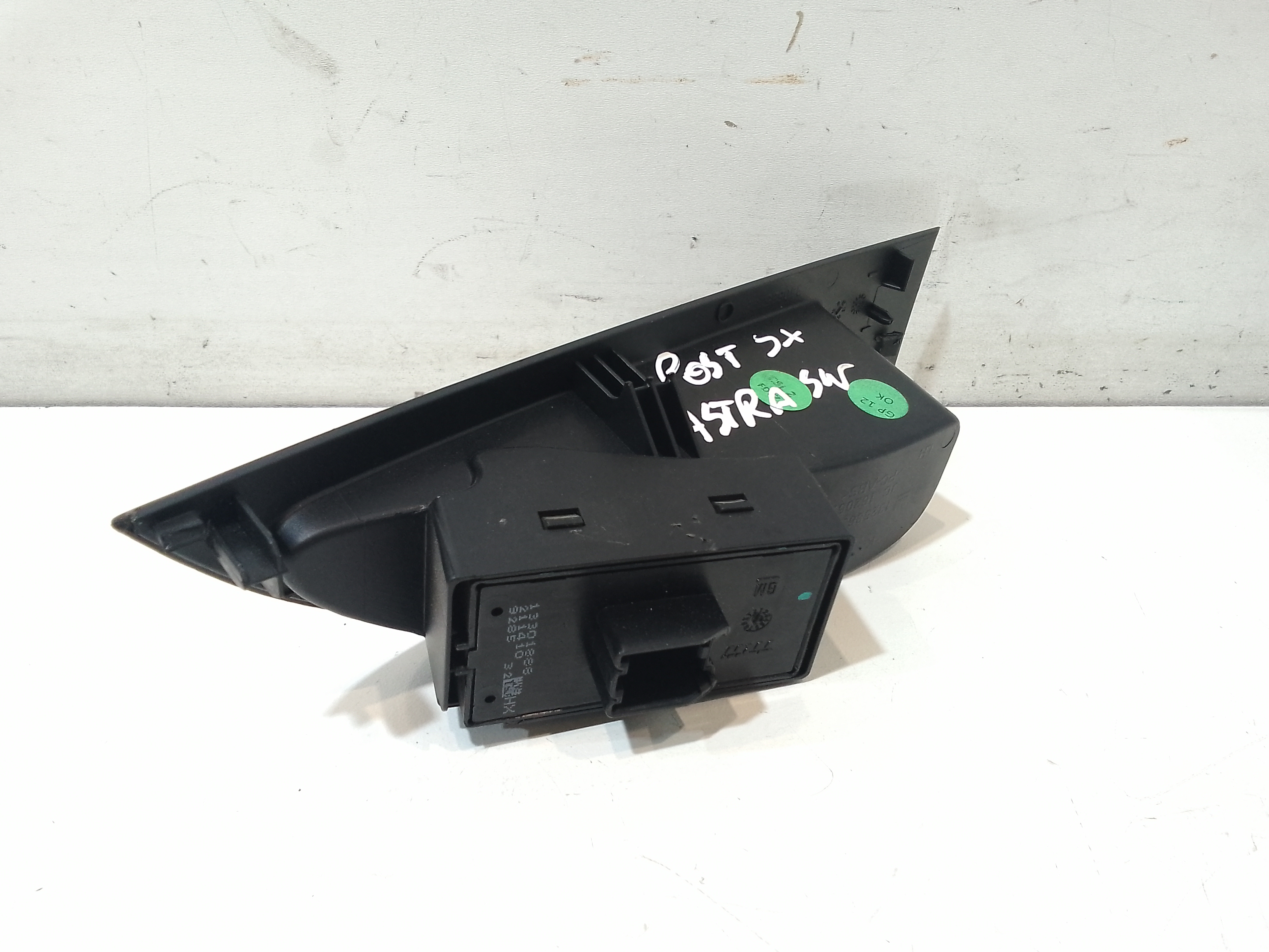 Pulsantiera Posteriore Sinistra per Opel Astra J (2009 - In produzione)