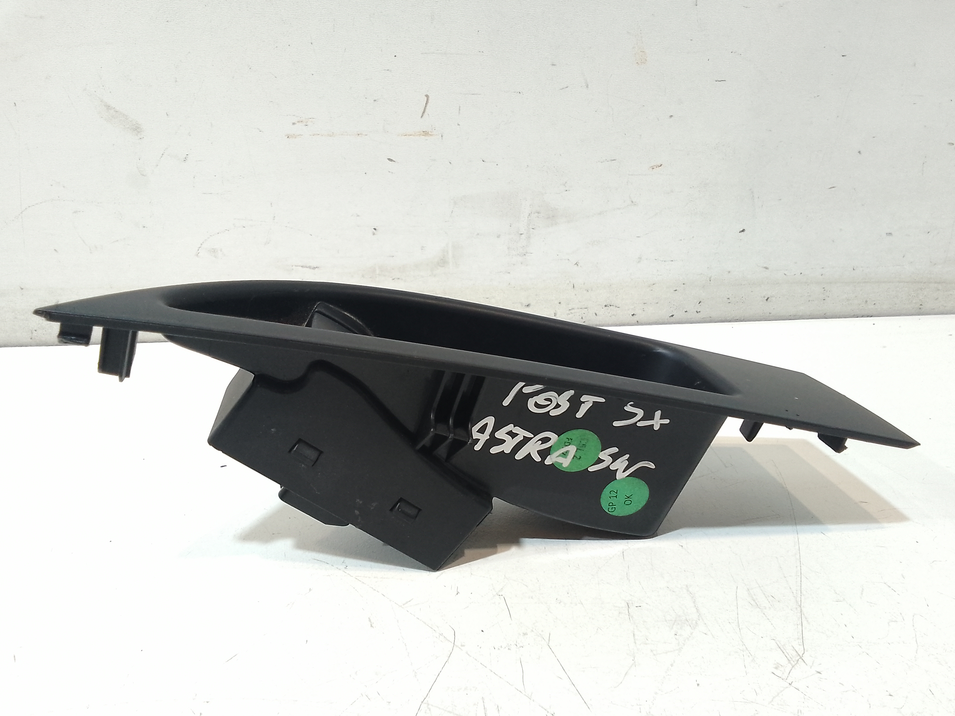 Pulsantiera Posteriore Sinistra per Opel Astra J (2009 - In produzione)