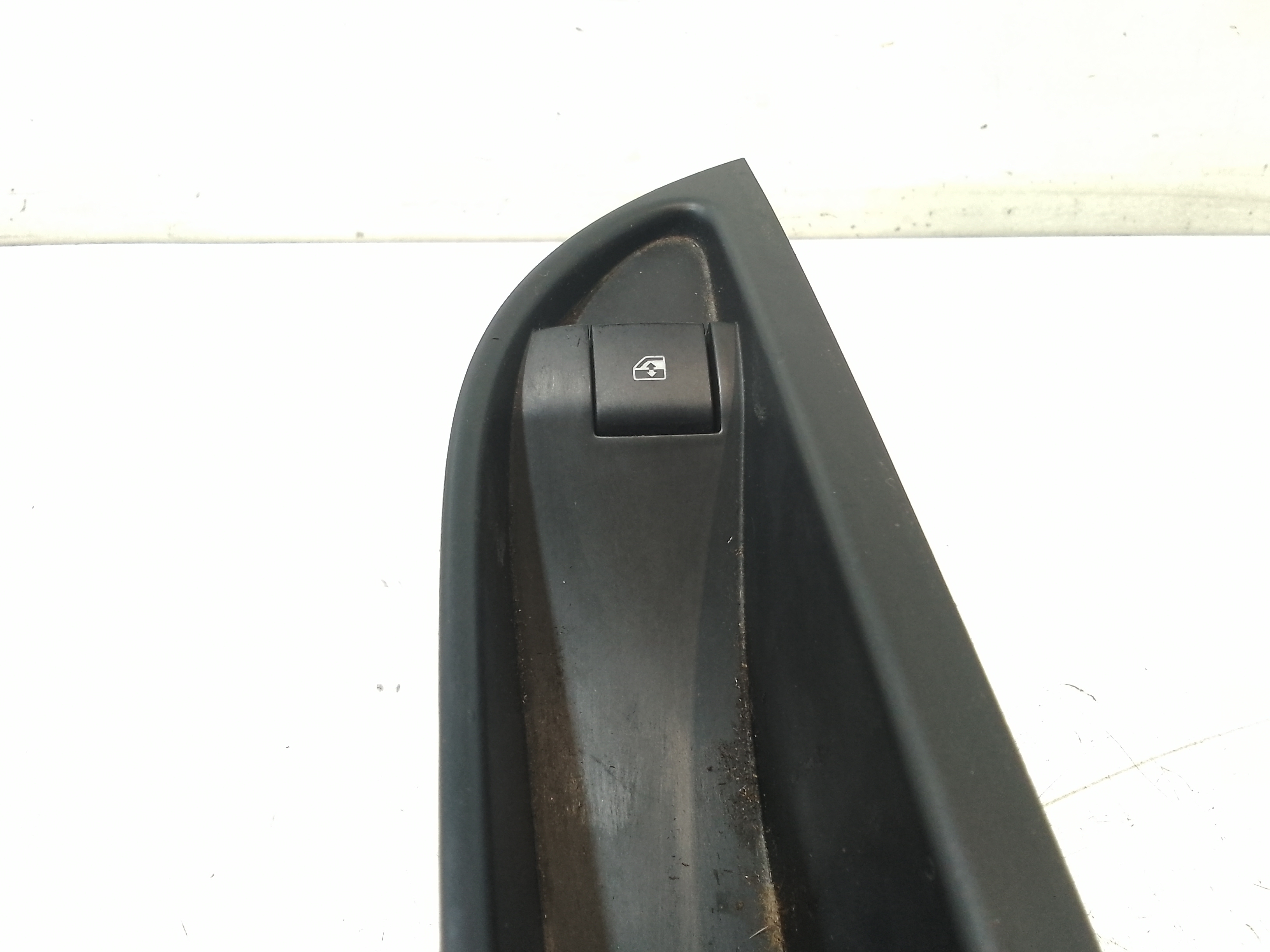 Pulsantiera Posteriore Destra per Opel Astra J (2009 - In produzione)