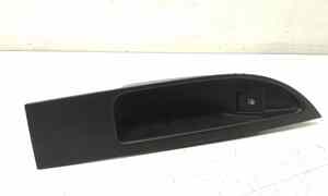 Pulsantiera Posteriore Destra per Opel Astra J (2009 - In produzione)