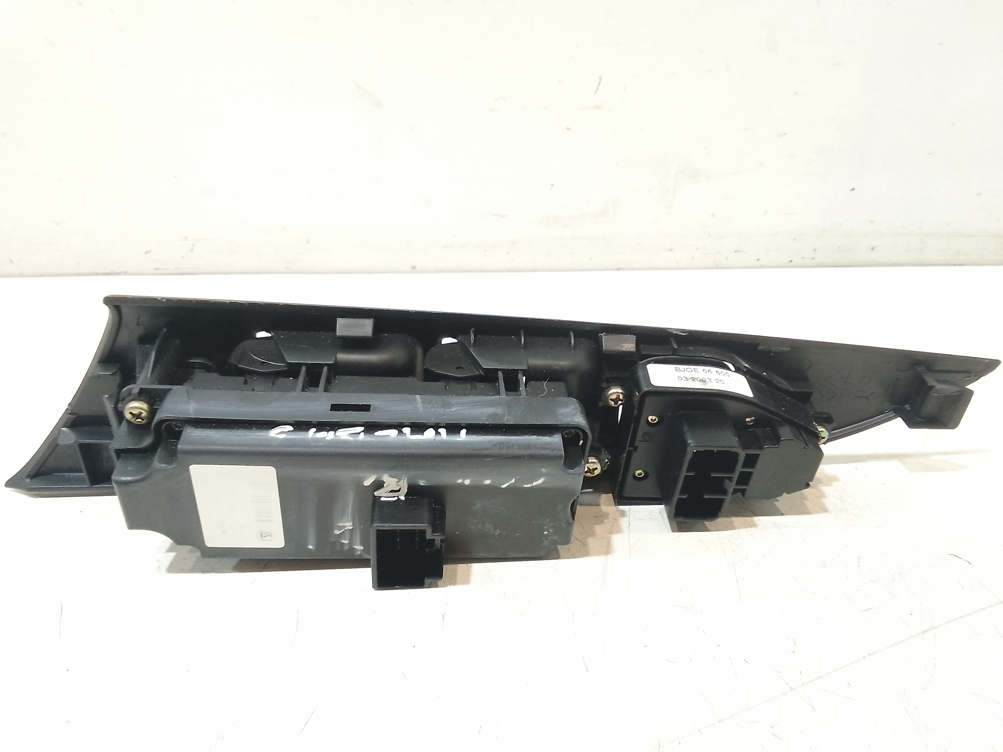 Pulsantiera anteriore sinistra Guida per Mazda 3 Berlina Serie (03>09) (2003 - 2009)