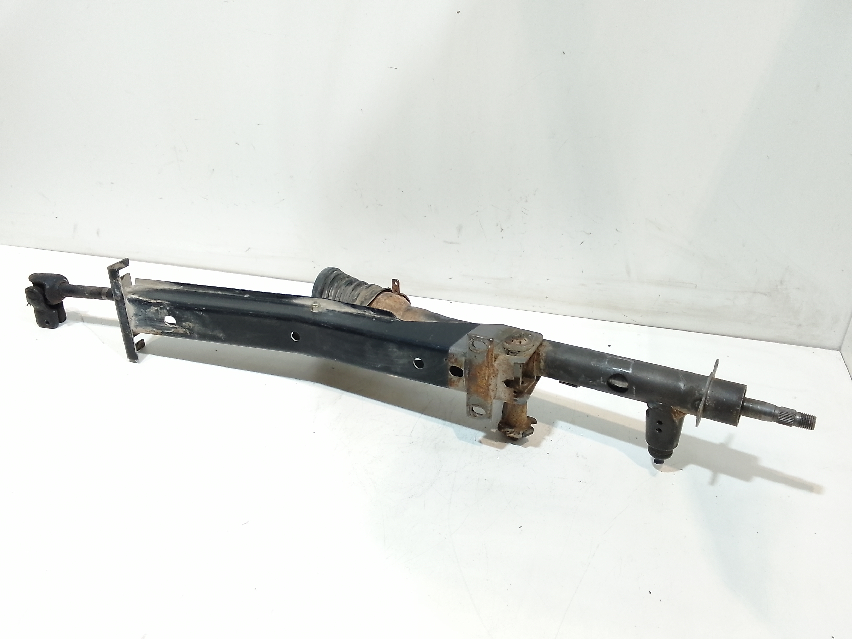 Canna dello sterzo (Piantone) per Nissan Cabstar 2 Serie (2002 - 2006)