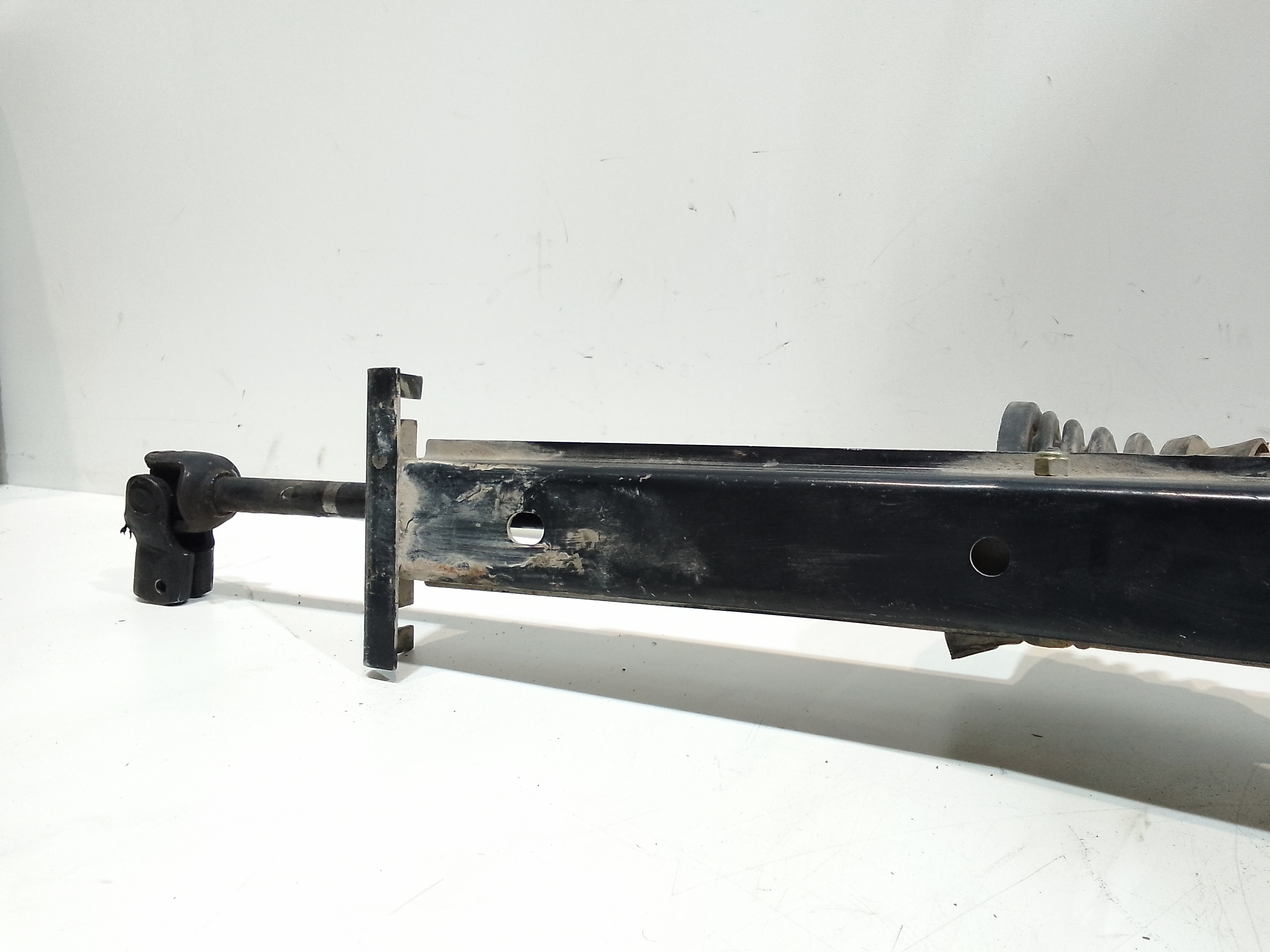 Canna dello sterzo (Piantone) per Nissan Cabstar 2 Serie (2002 - 2006)