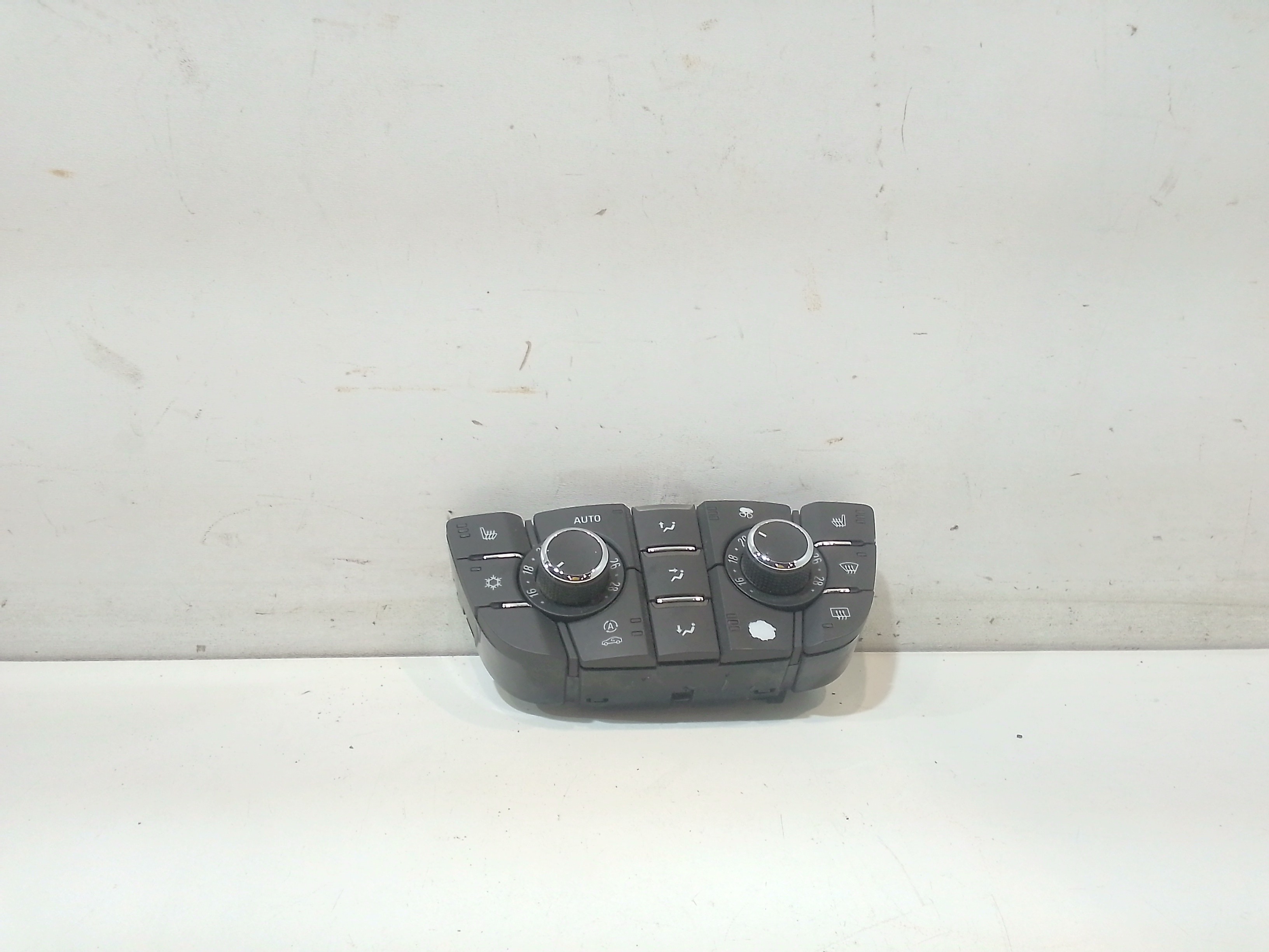 Comandi Clima per Opel Astra J (2009 - In produzione)