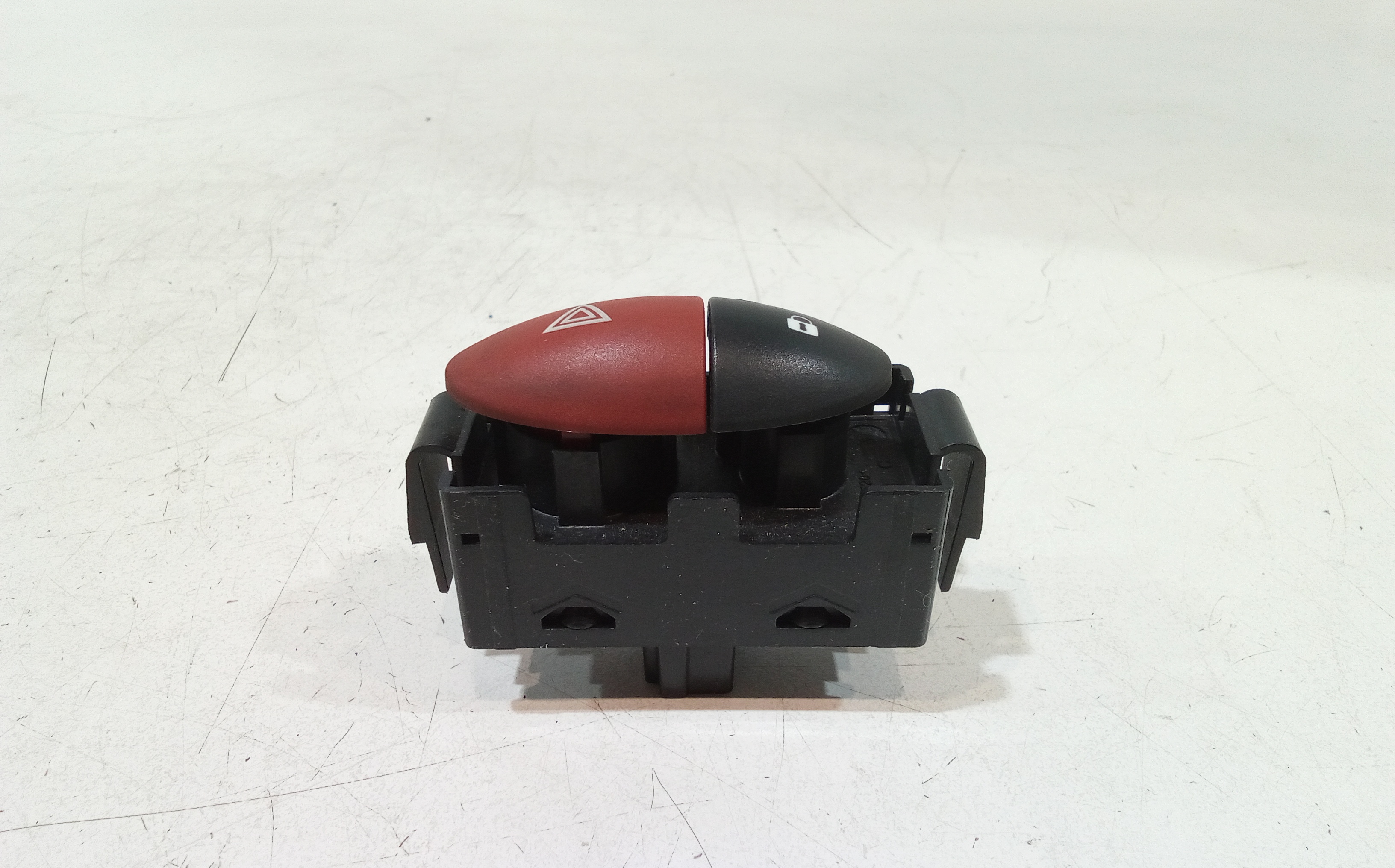 Pulsante luci di emergenza per Renault Twingo Ii Serie  (07>14) (2007 - 2014)