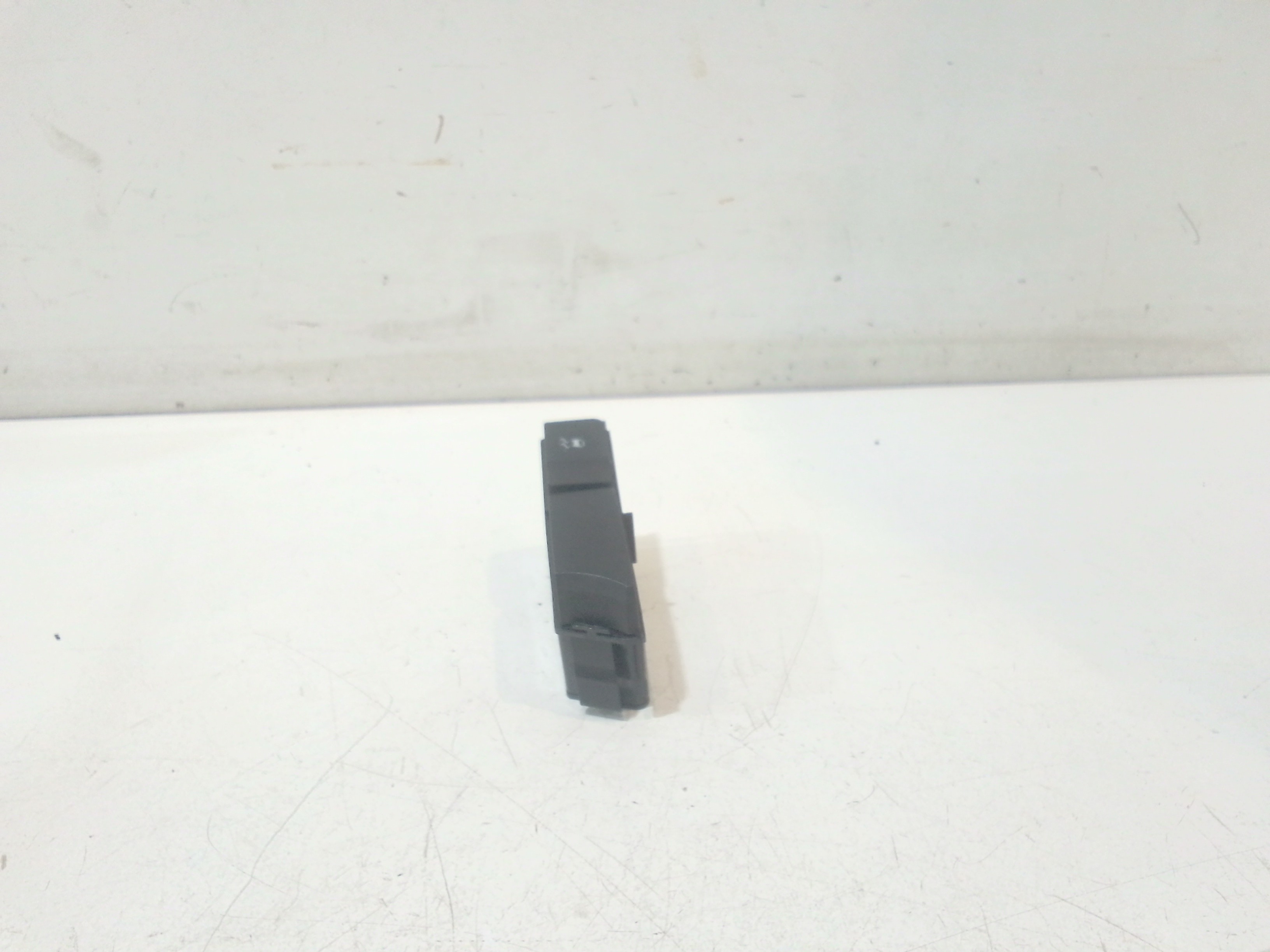 Pulsante controllo stabilit per Opel Astra J (2009 - In produzione)