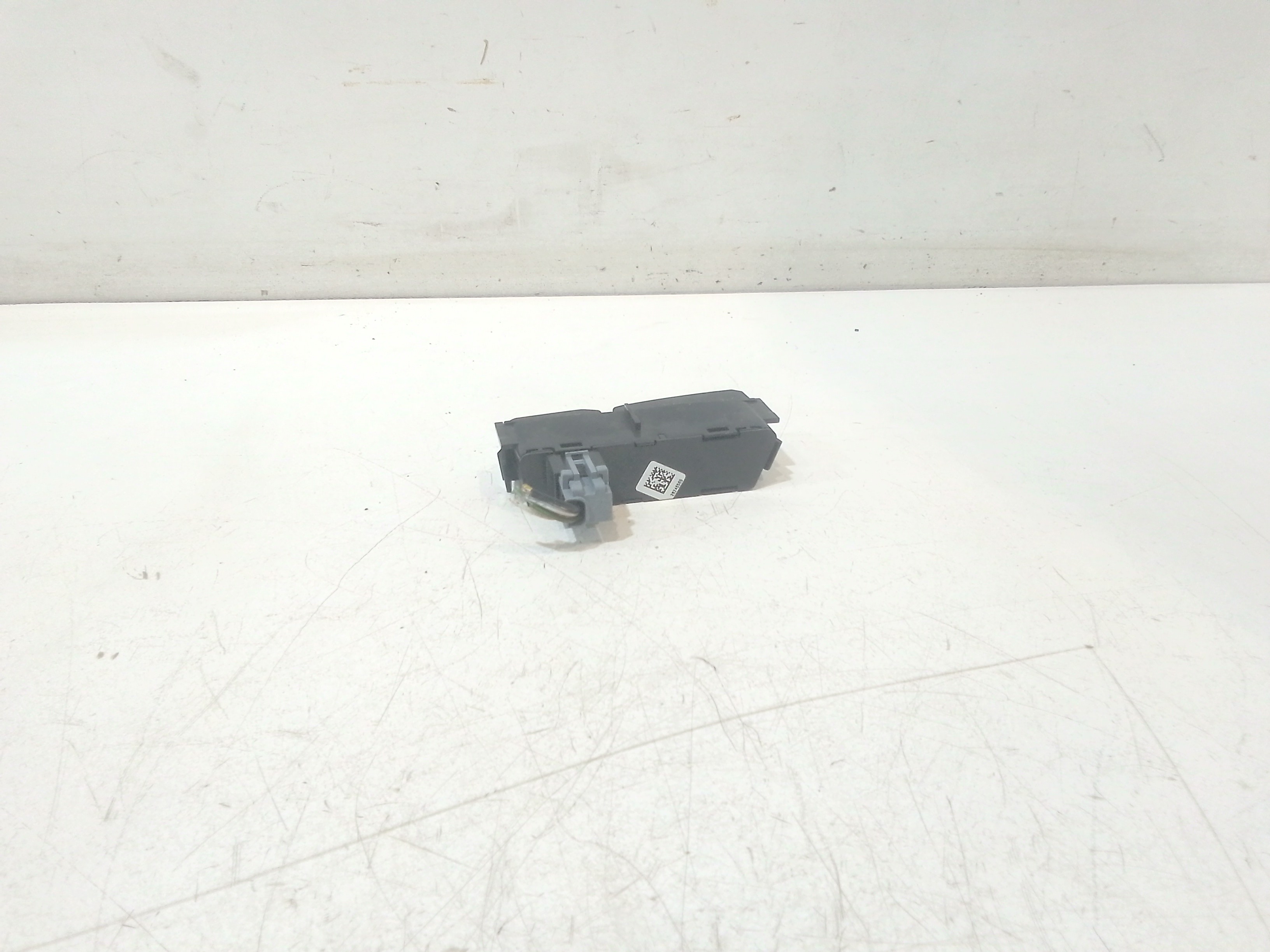 Pulsantiera sensore di parcheggio per Opel Astra J (2009 - In produzione)