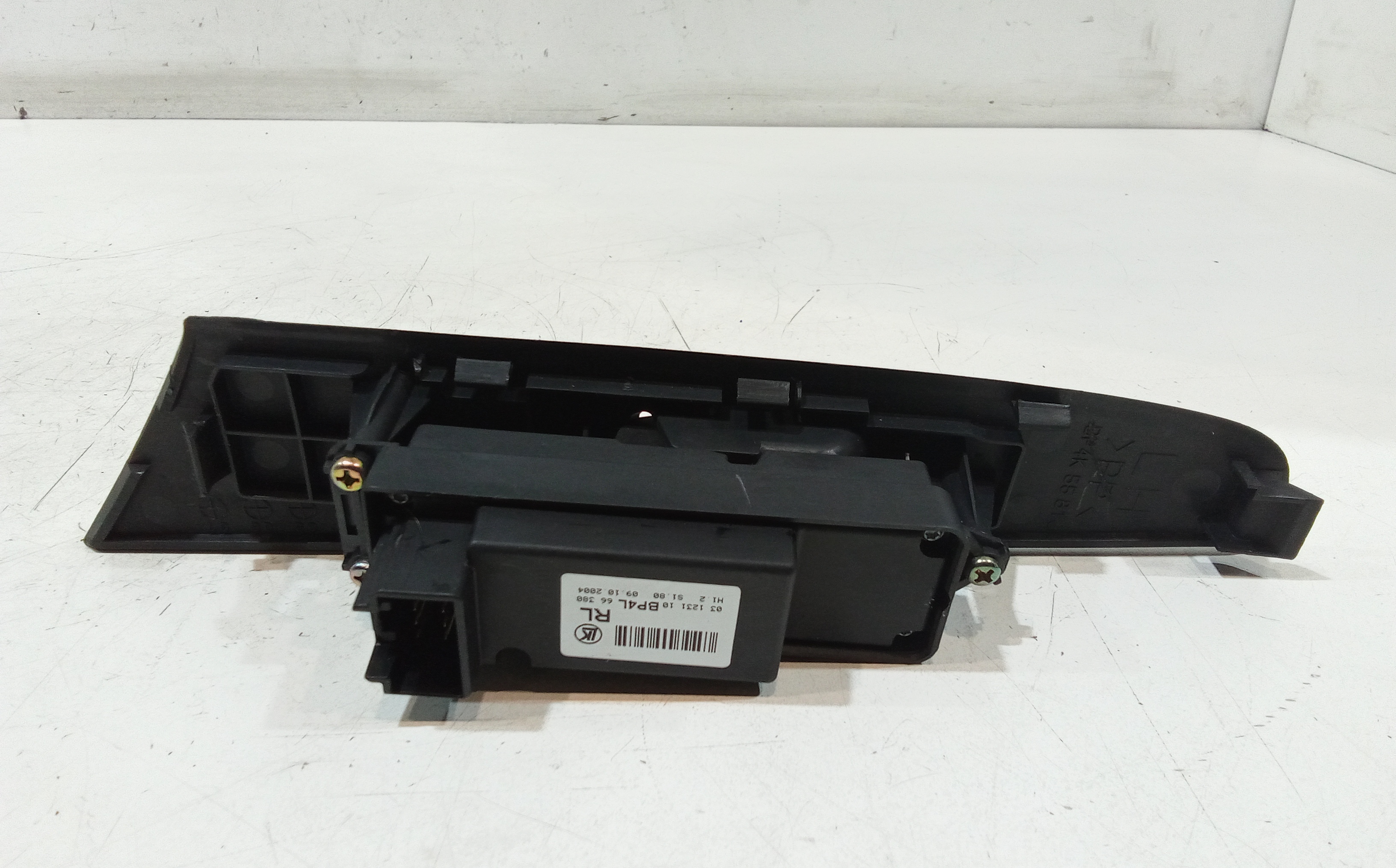 Pulsantiera Posteriore Sinistra per Mazda 3 Berlina Serie (03>09) (2003 - 2009)