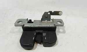 Serratura Cofano Posteriore per Volkswagen Polo 4 Serie (2001 - 2009)