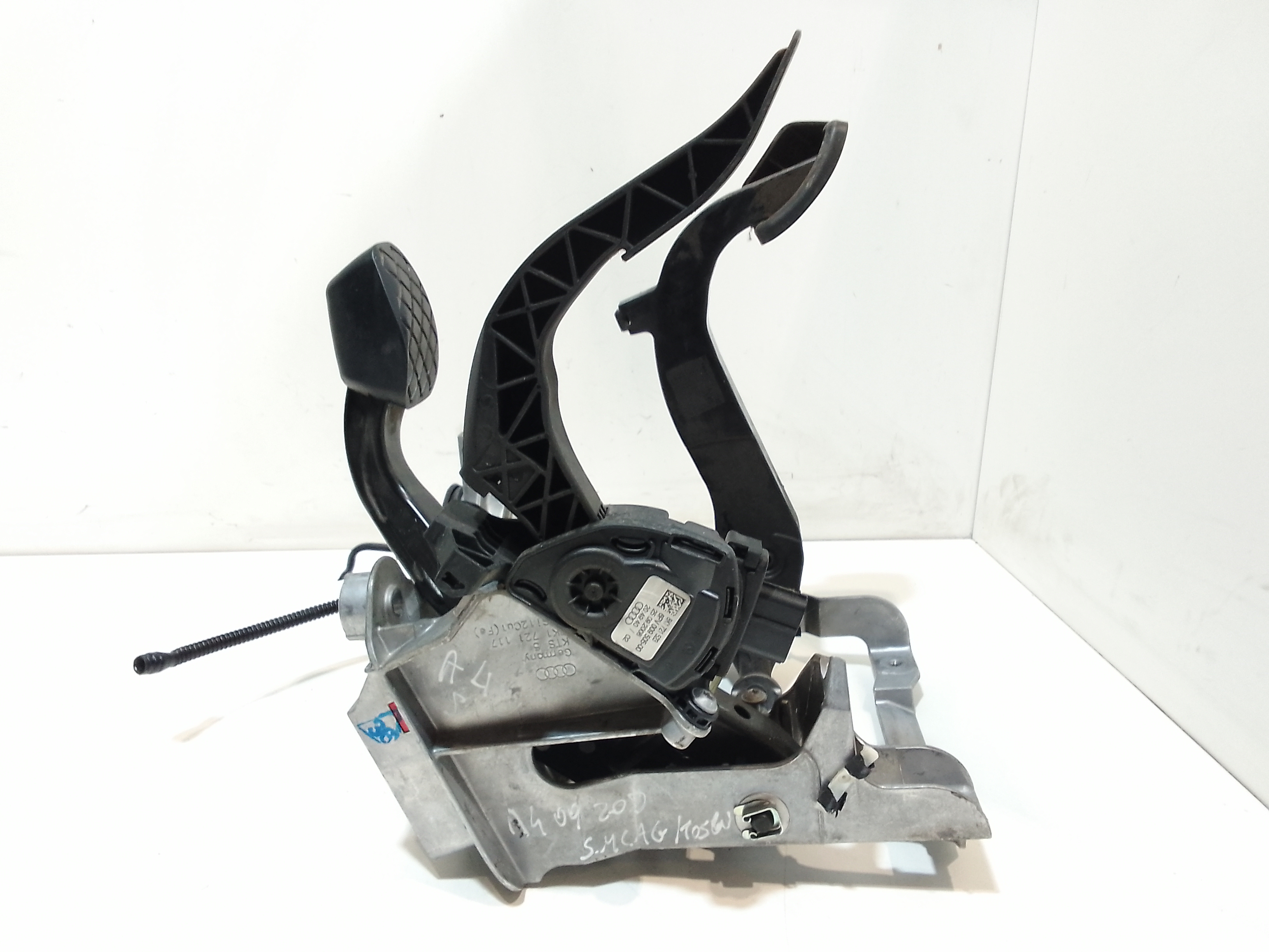 Pedaliera completa freno + frizione + acceleratore per Audi A4 Avant (8k5) (08>15) (2008 - 2015)