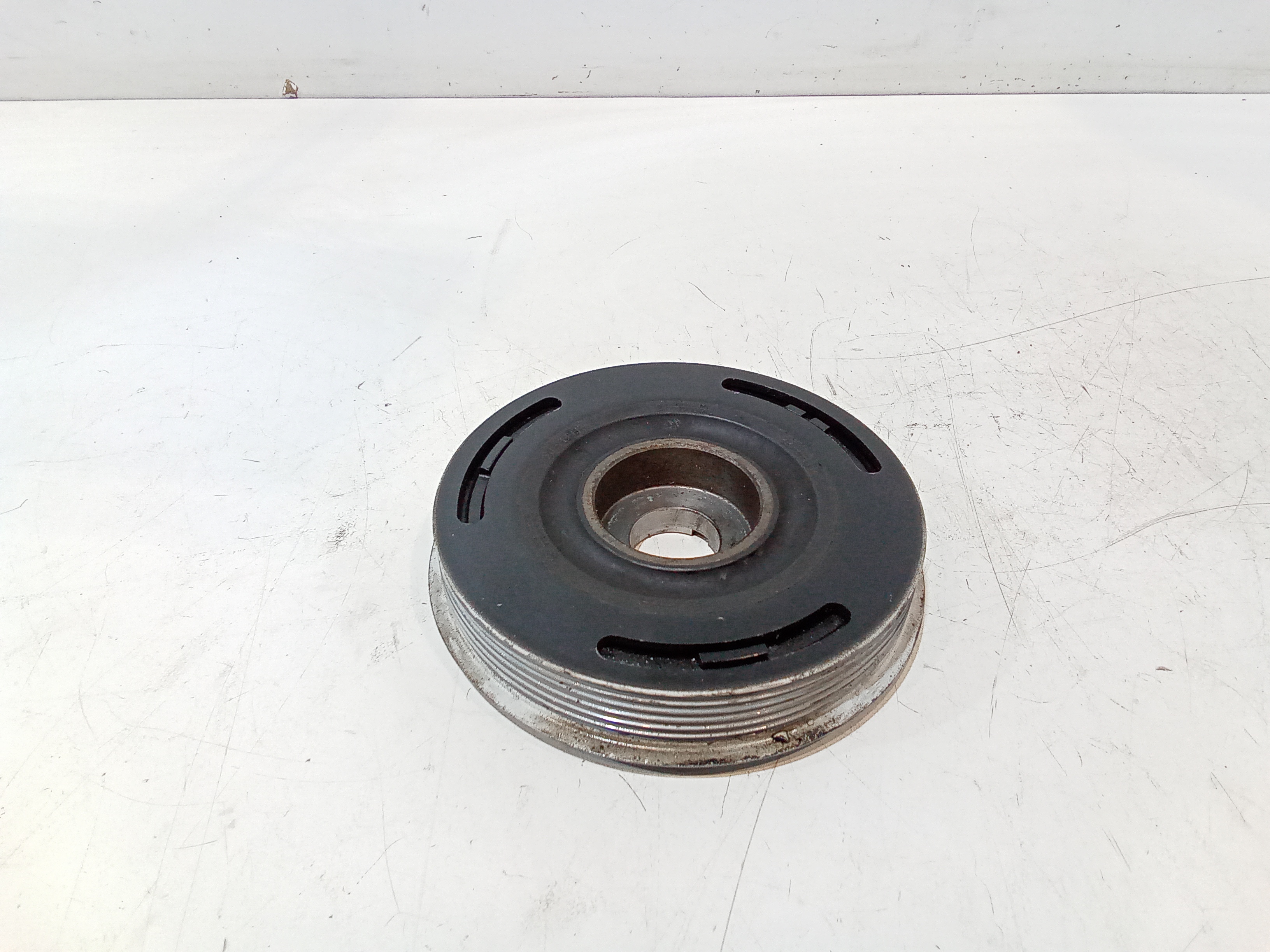 Puleggia albero motore per Ford Fiesta 5 Serie (2005 - 2008)