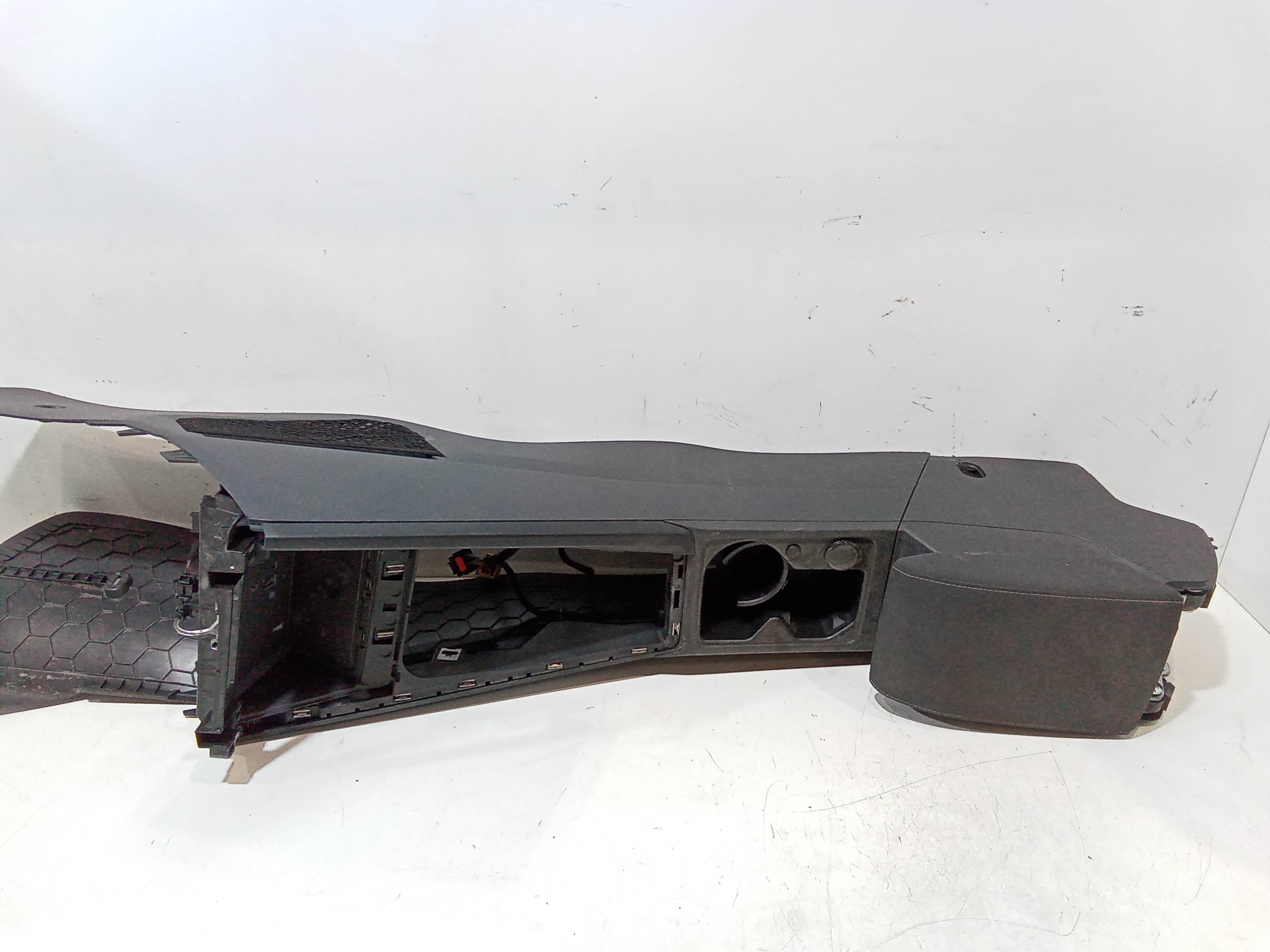 Tunnel centrale per Volkswagen Golf Serie Viii (19>) (2019 - In produzione)