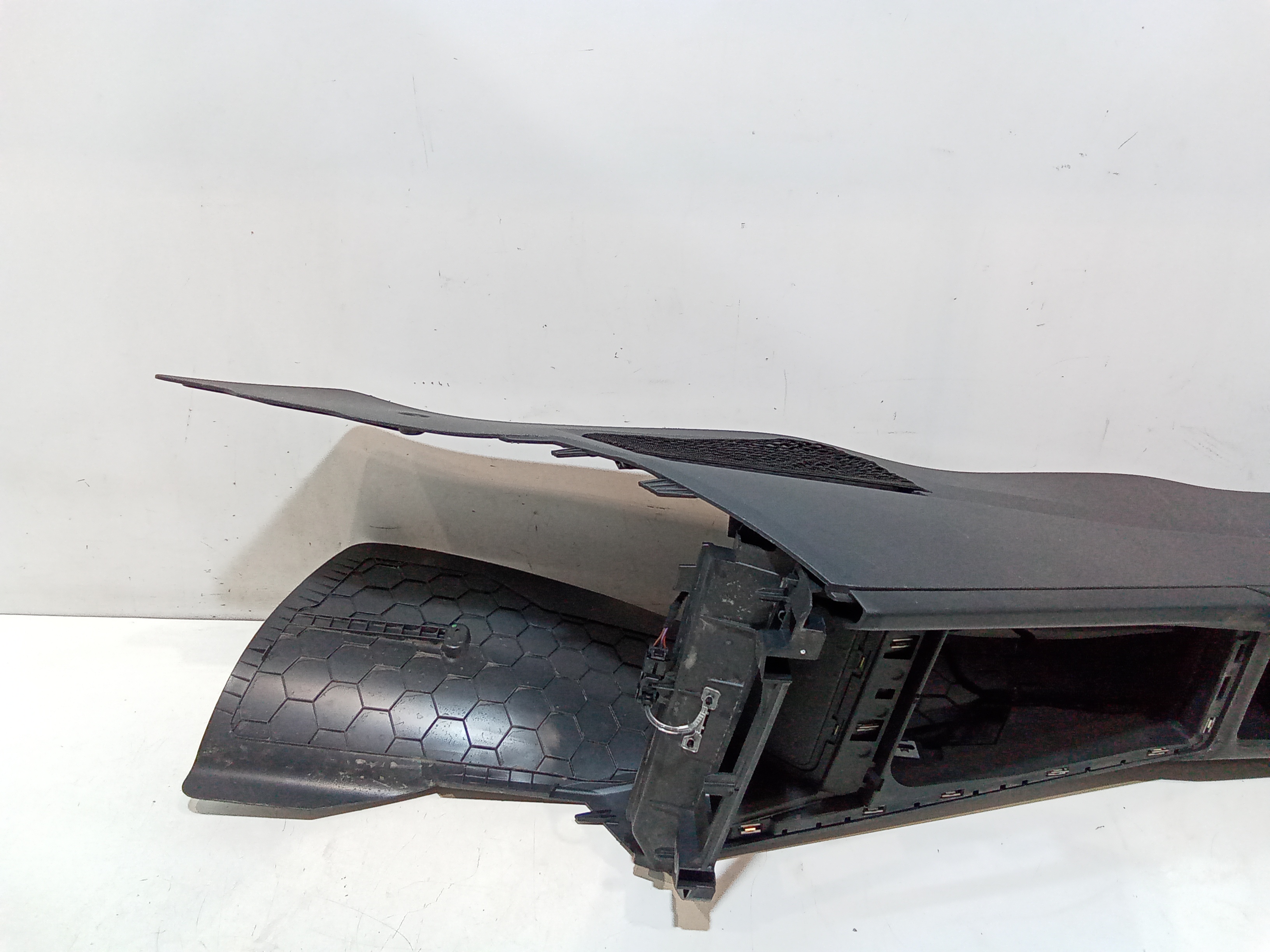 Tunnel centrale per Volkswagen Golf Serie Viii (19>) (2019 - In produzione)