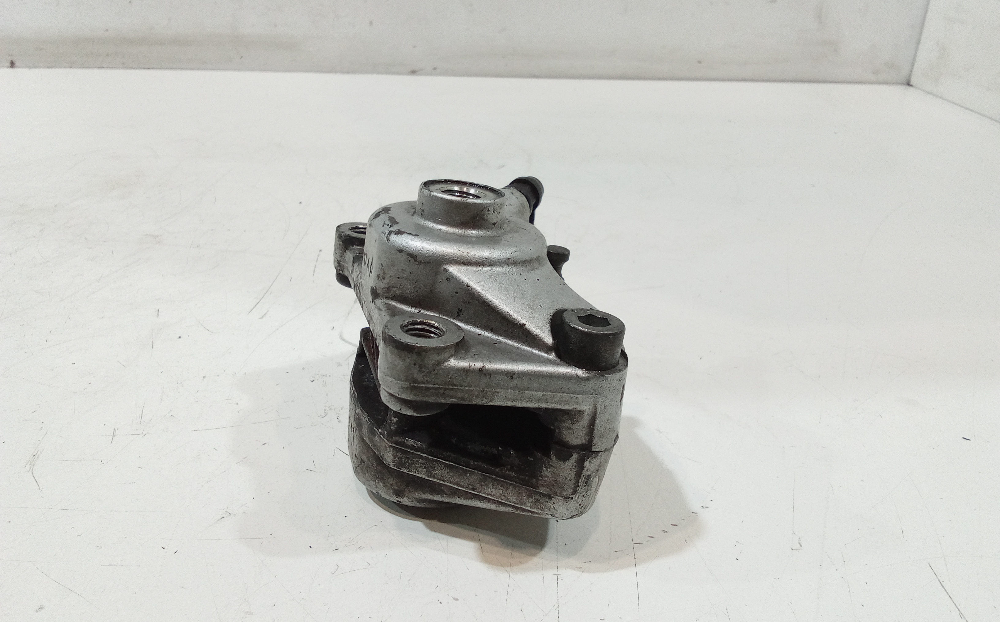 Pinza freno posteriore per Peugeot Tweet 50cc (13>) (2013 - In produzione)