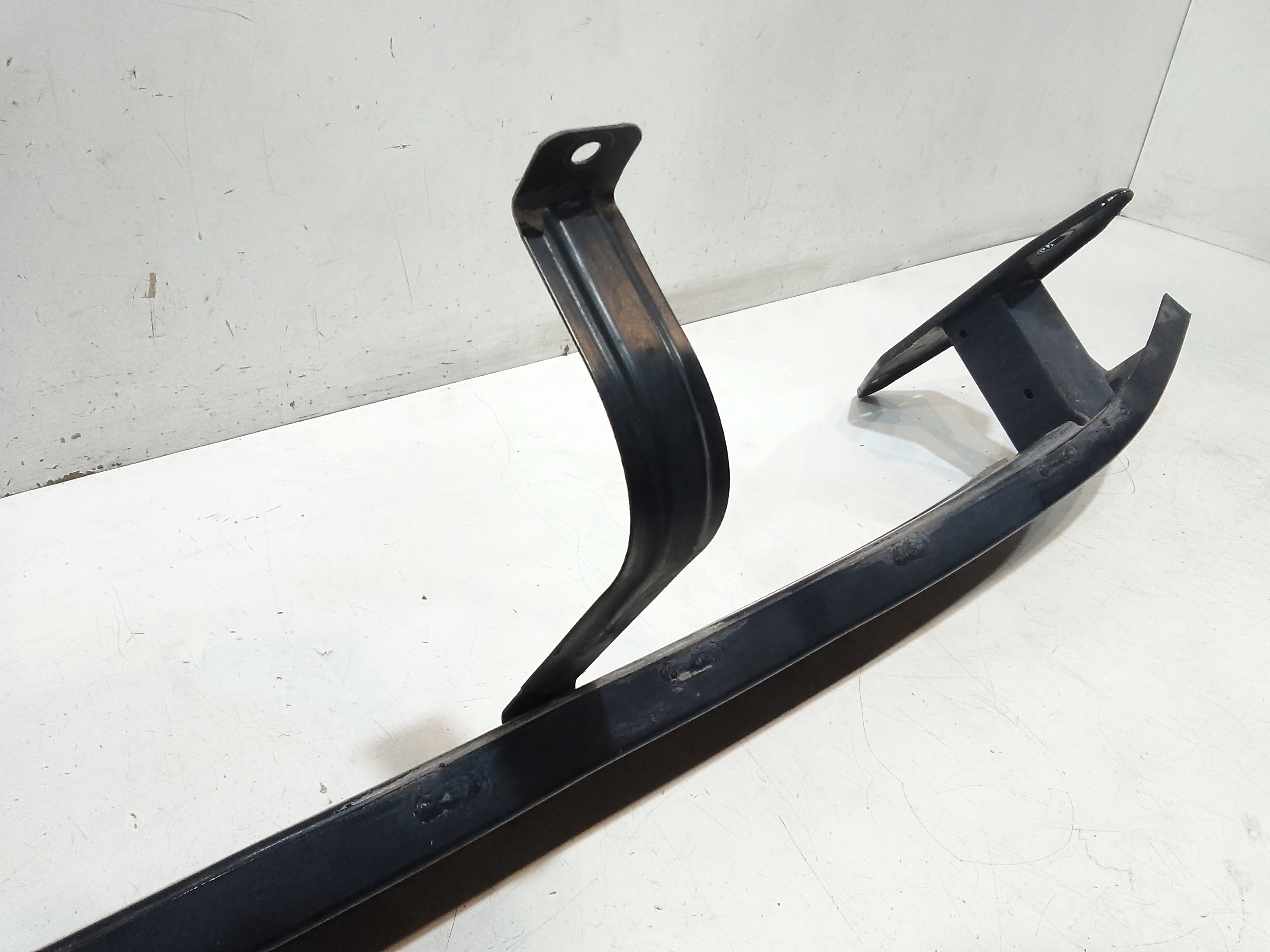 Supporto paraurti anteriore per Fiat Panda 2 Serie (2003 - 2010)