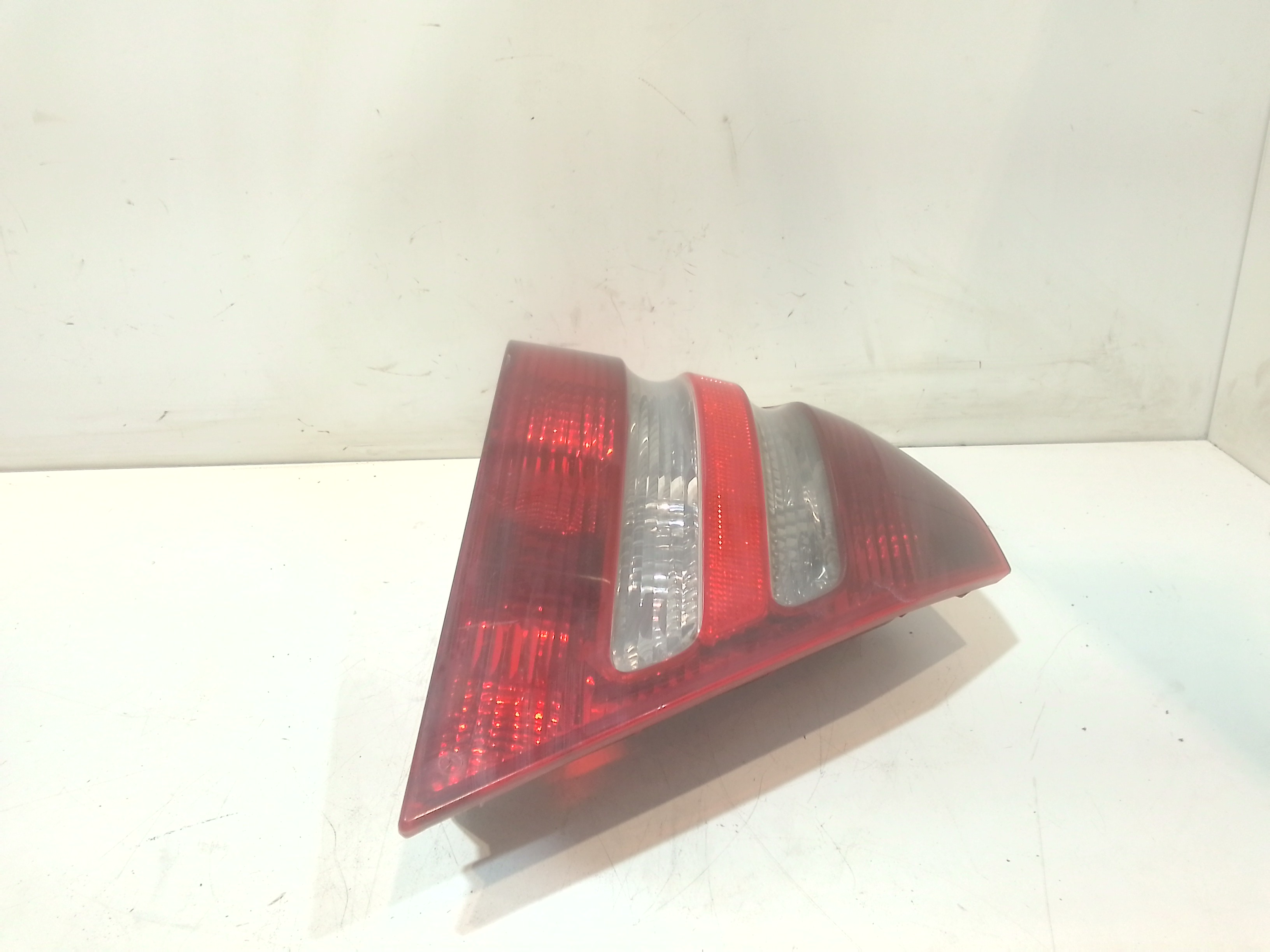 Stop fanale Posteriore sinistro lato Guida per Mercedes Classe C Berlina W203 (2000 - 2004)