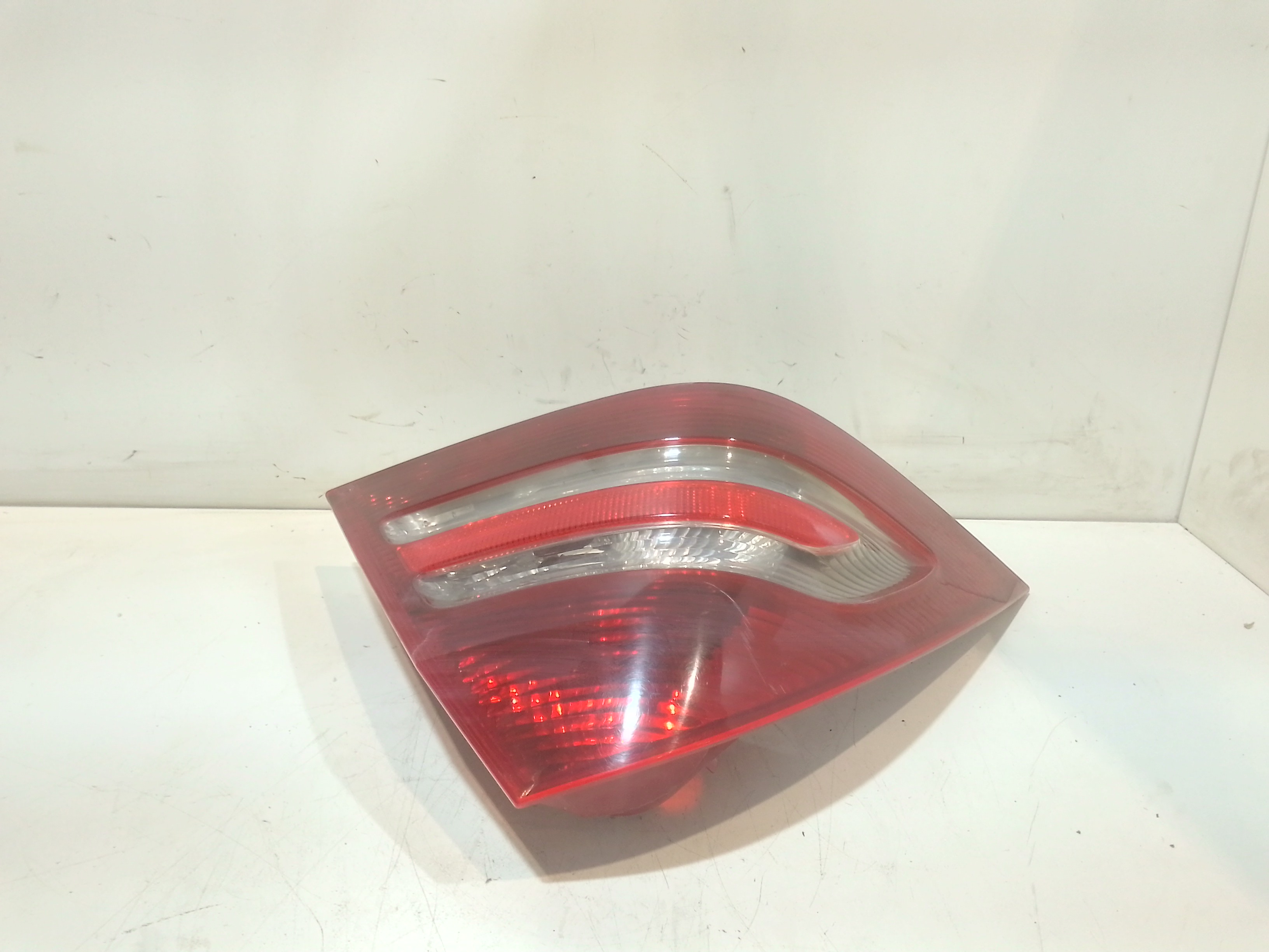 Stop fanale Posteriore sinistro lato Guida per Mercedes Classe C Berlina W203 (2000 - 2004)