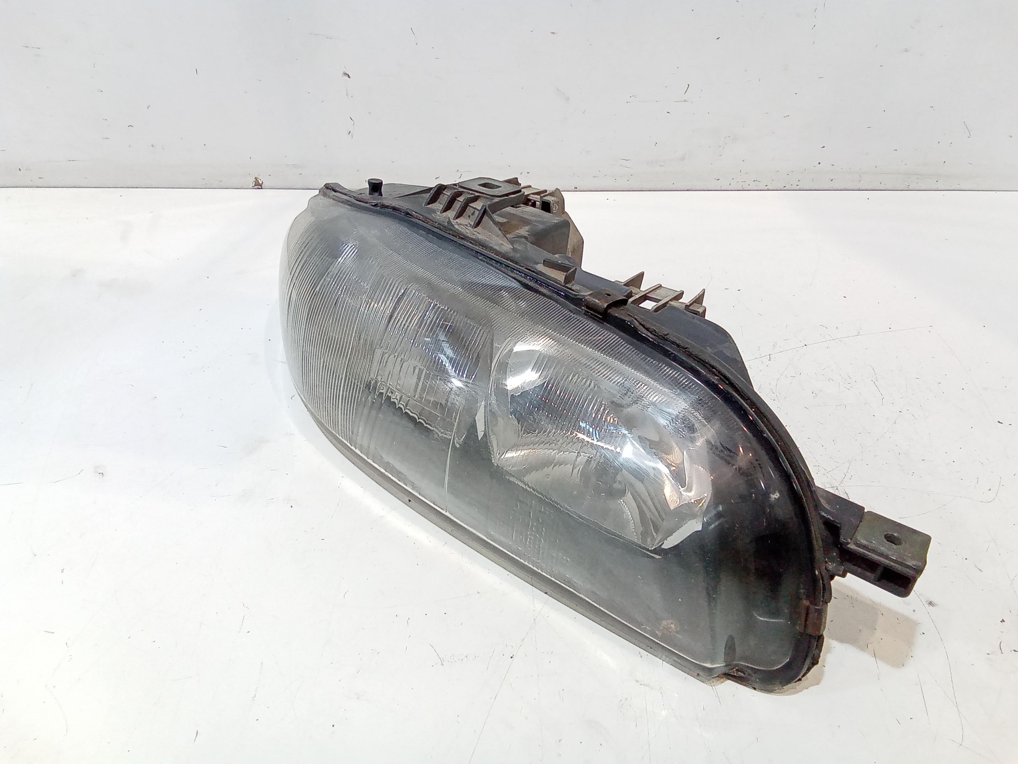 Faro anteriore Destro Passeggero per Fiat Marea Berlina (1996 - 2002)