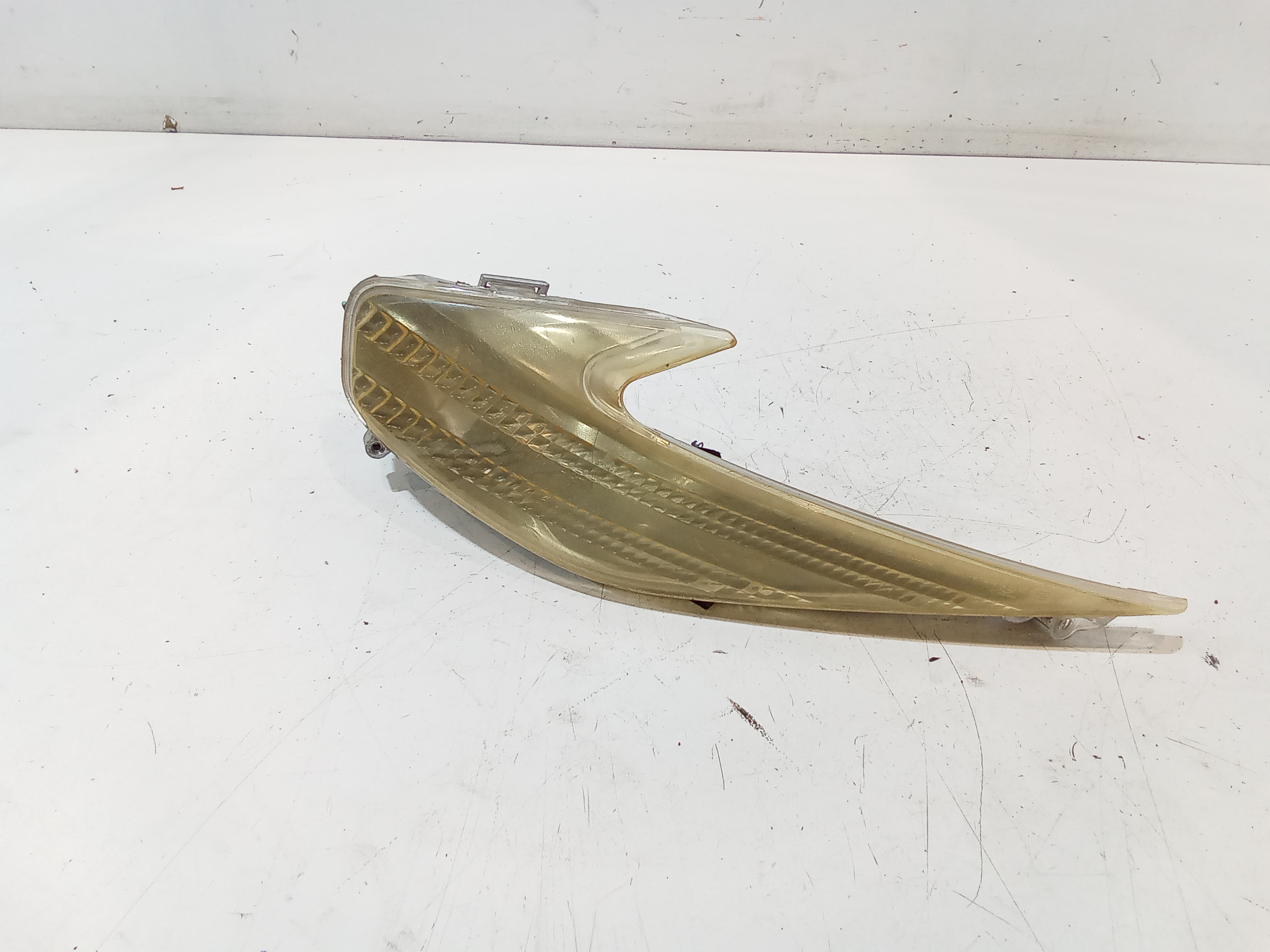 Freccia ant SX per Aprilia Atlantic 200cc (2004 - 2011)