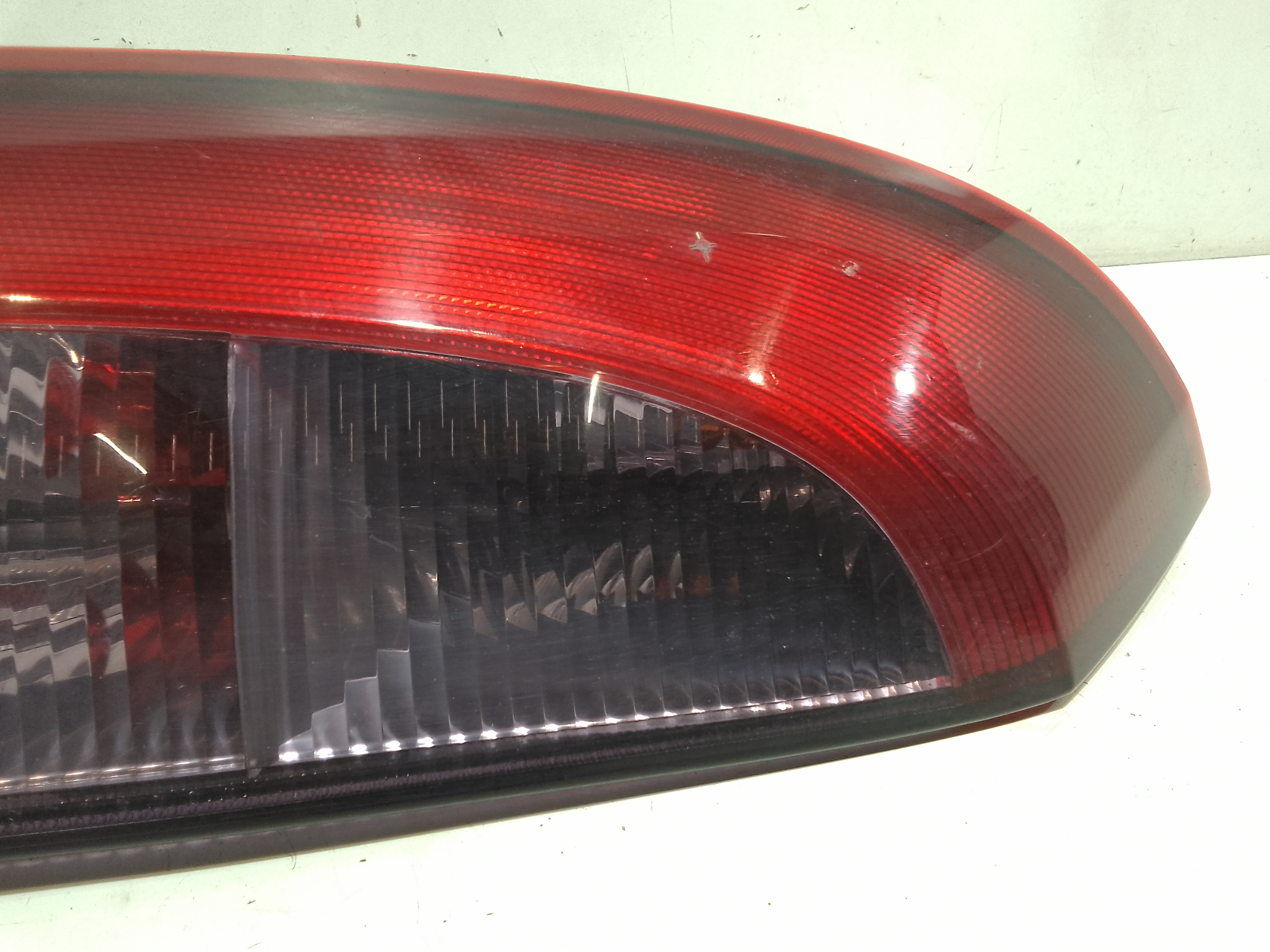 Stop fanale Posteriore sinistro lato Guida per Opel Corsa C 5p 1 Serie (2000 - 2003)