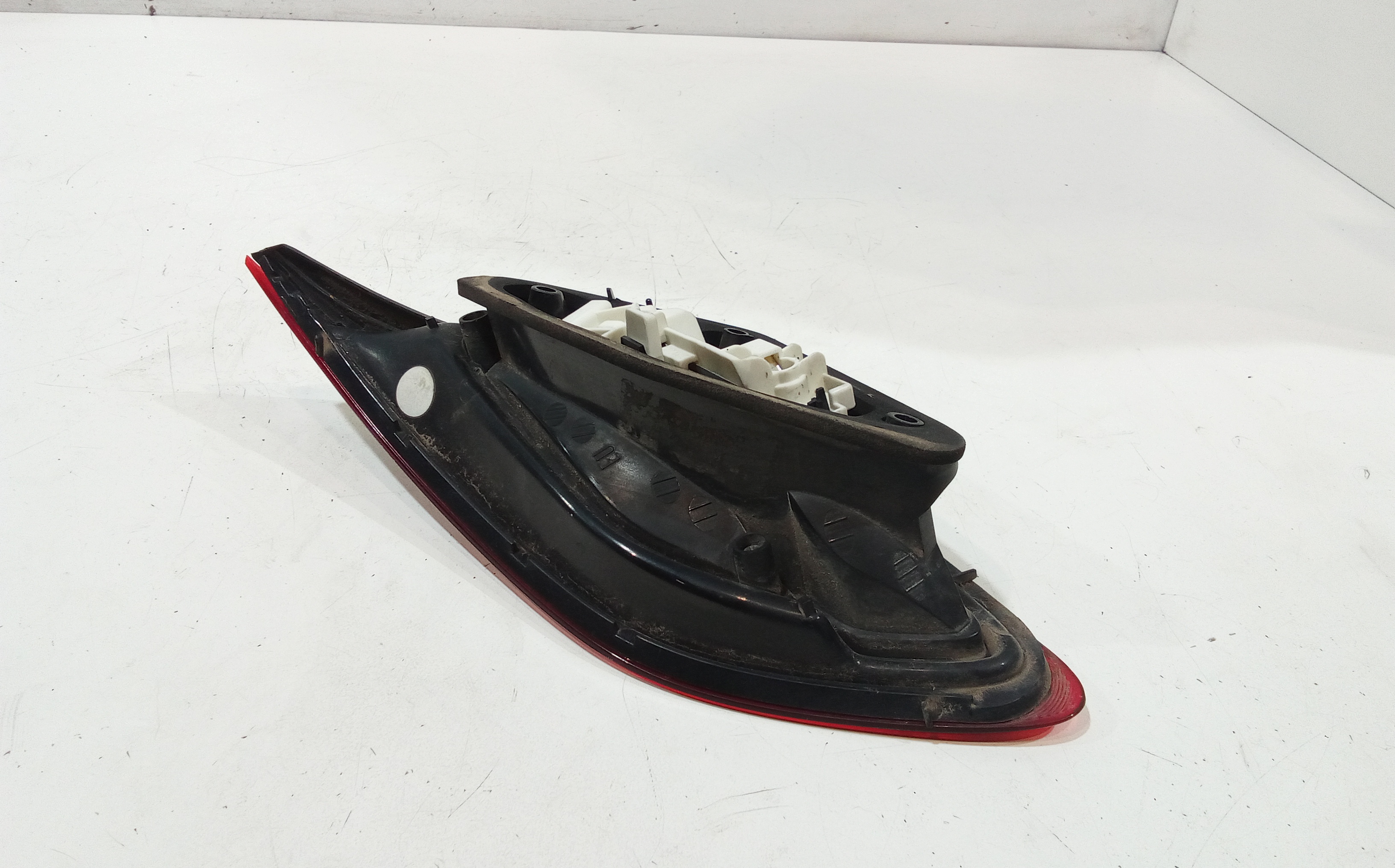 Stop Posteriore Sinistro Integrato nel Portello per Opel Astra J (2009 - In produzione)