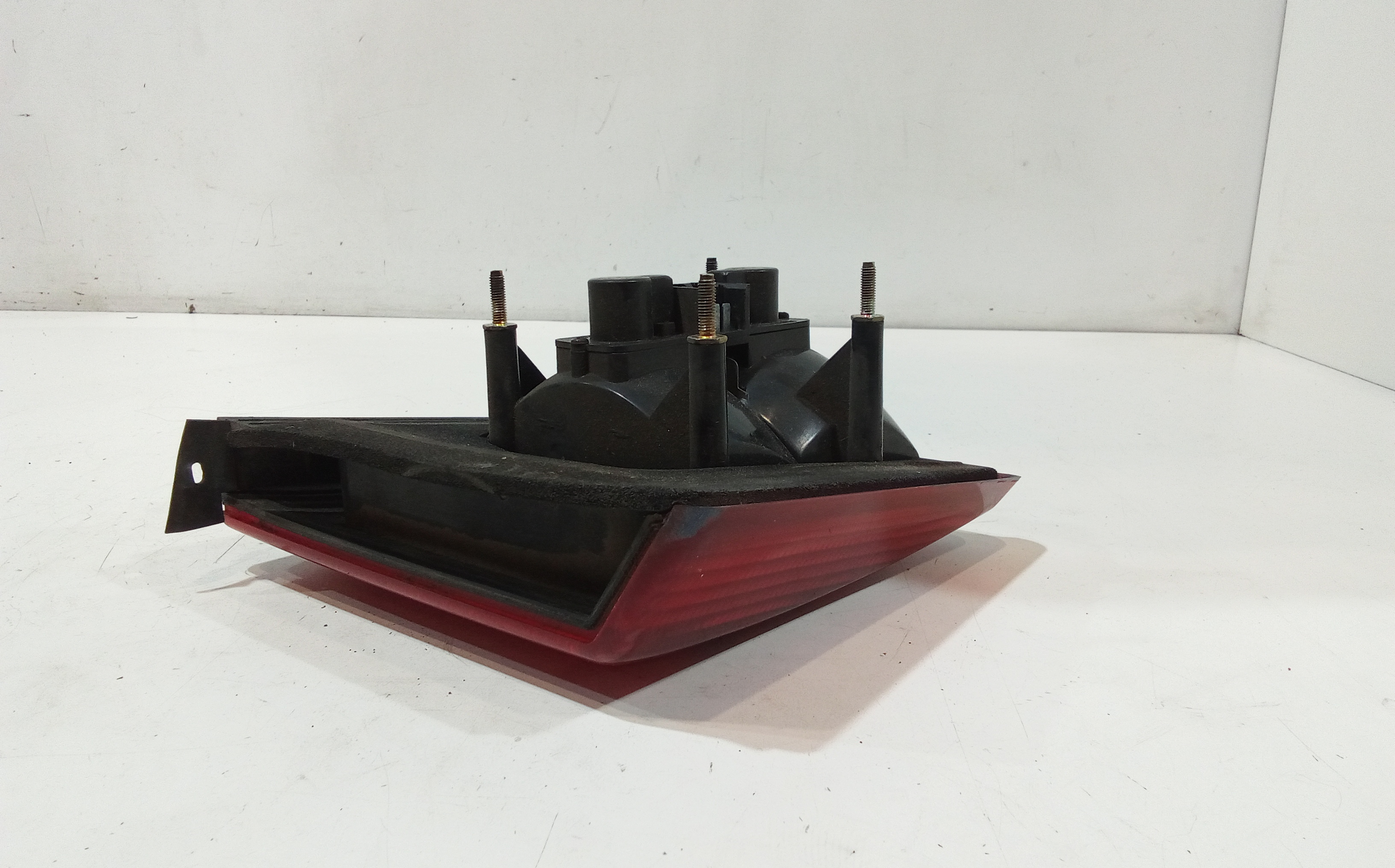 Stop Posteriore Sinistro Integrato nel Portello per Lancia Dedra S. Wagon (1989 - 2000)