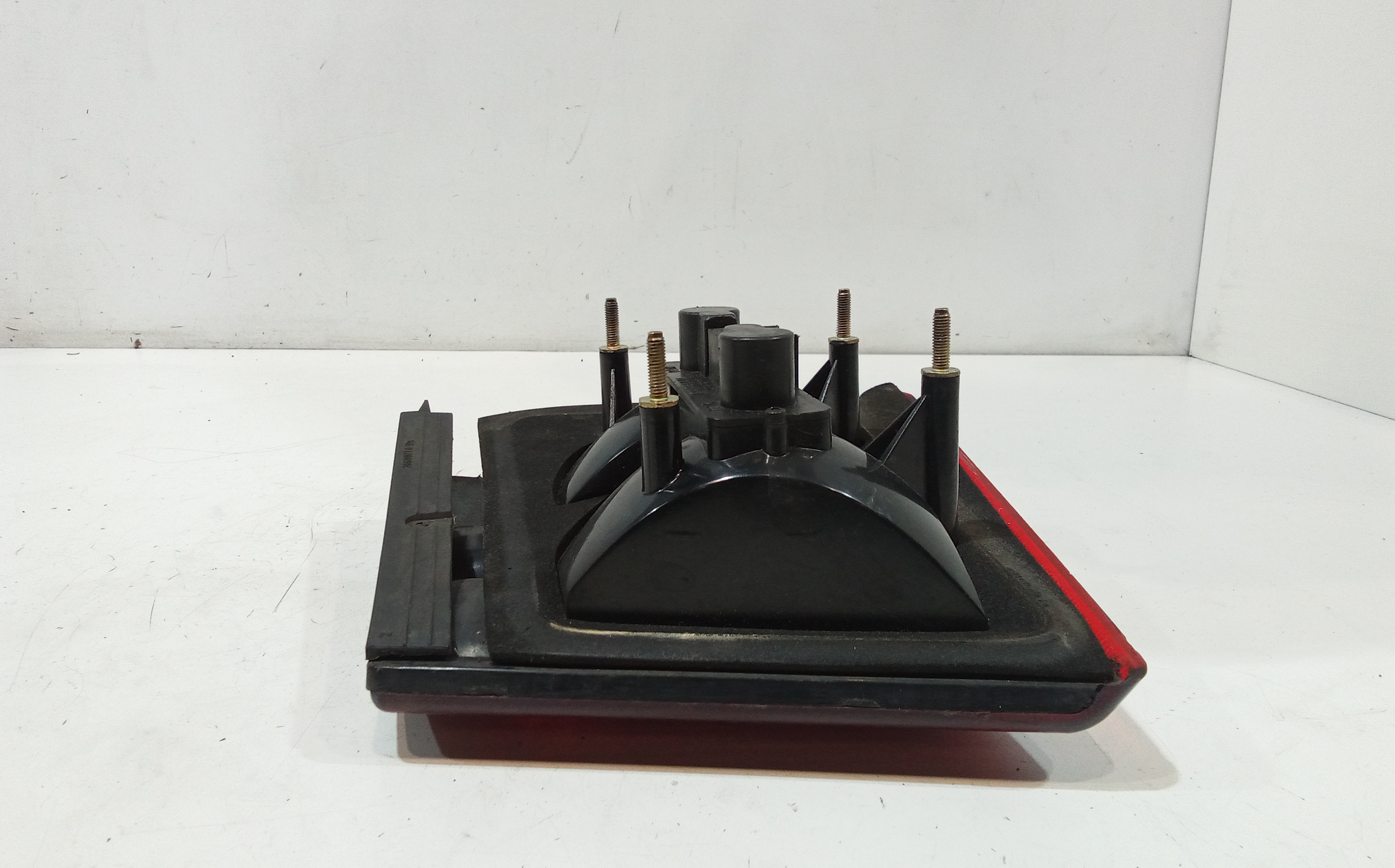 Stop Posteriore Destro Integrato nel Portello per Lancia Dedra S. Wagon (1989 - 2000)