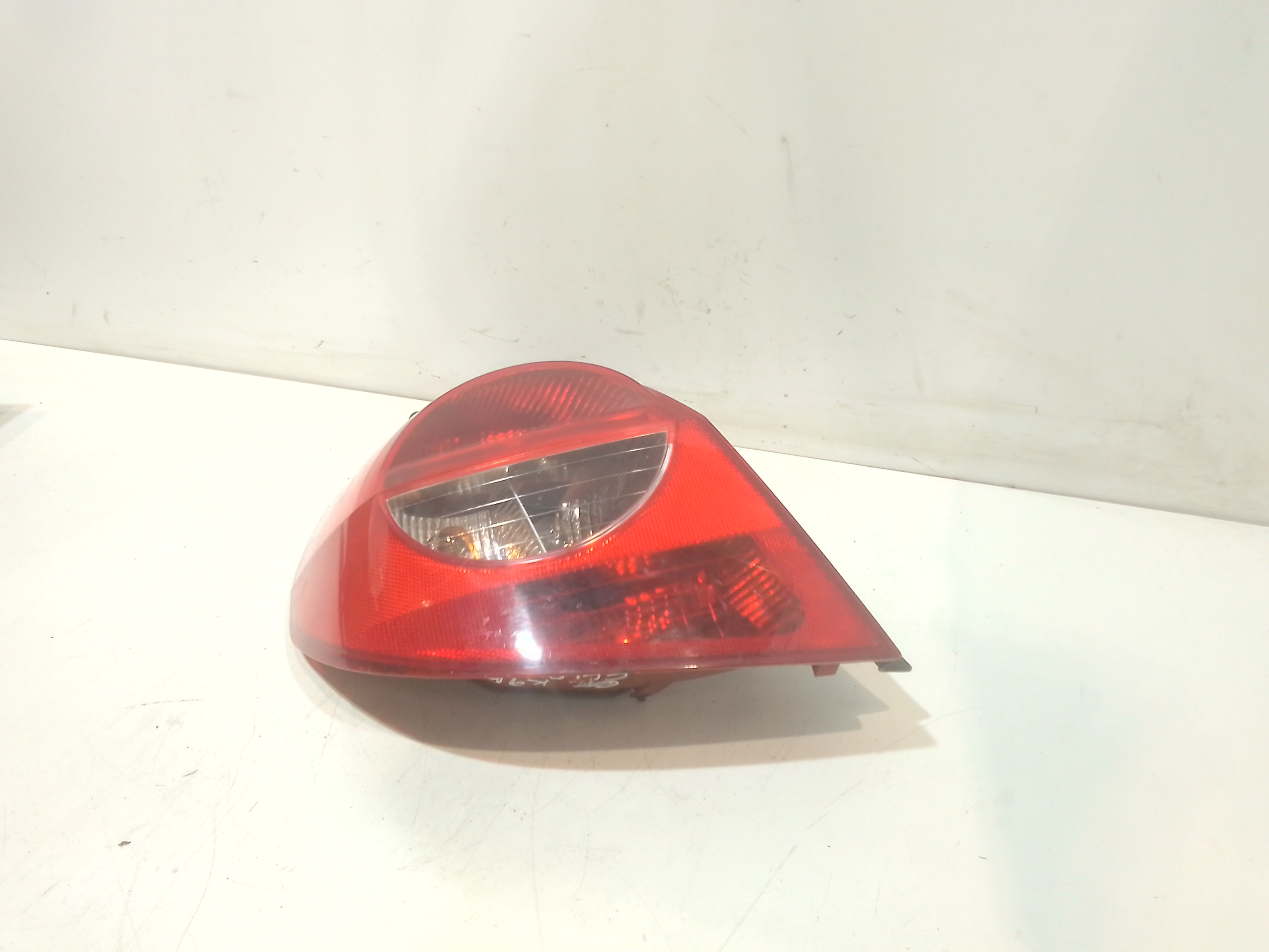 Stop fanale Posteriore sinistro lato Guida per Renault Clio Serie (04>08) (2004 - 2008)