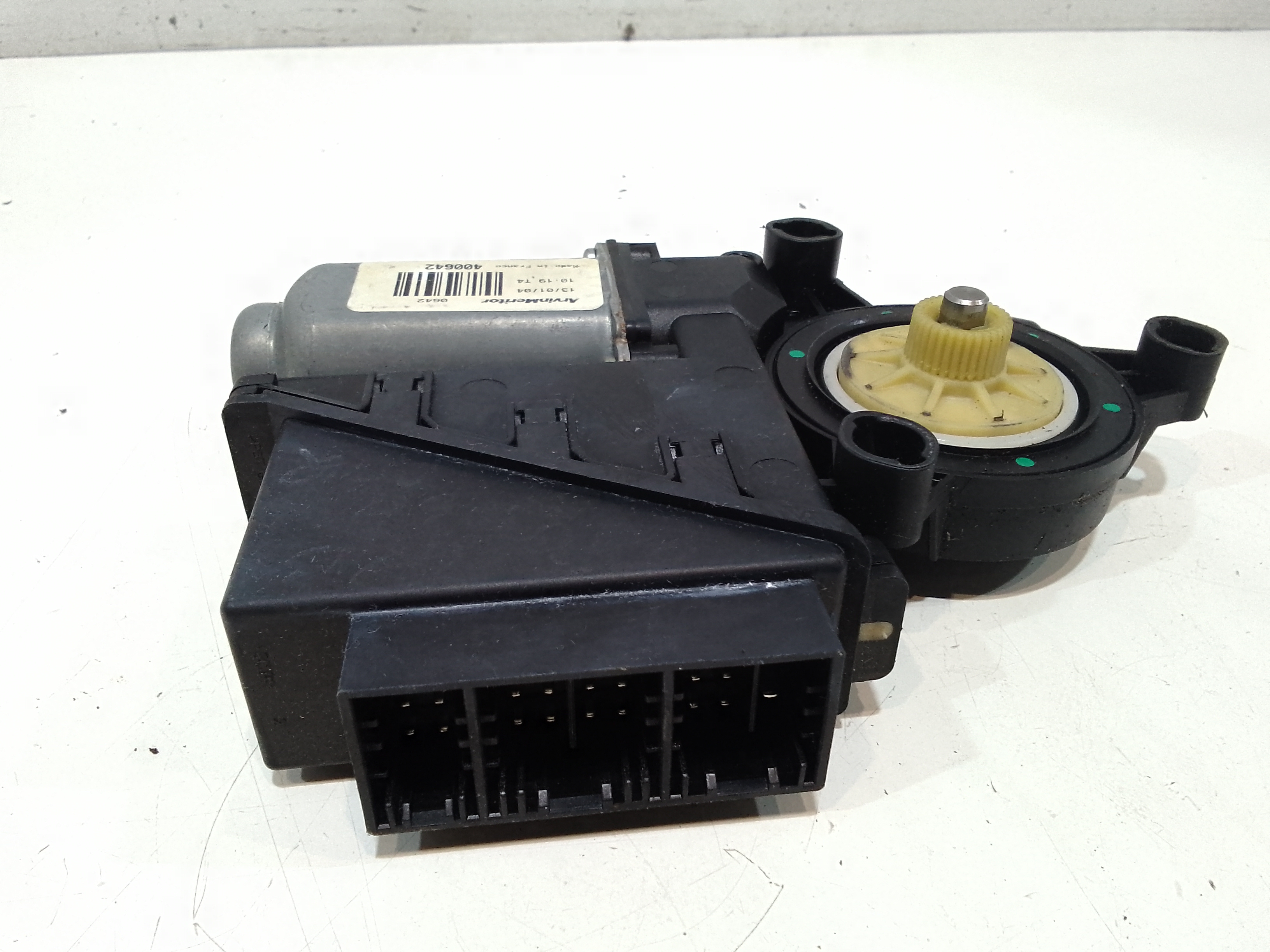 Motorino Alzavetro anteriore destra per Volkswagen Polo 4 Serie (2001 - 2009)