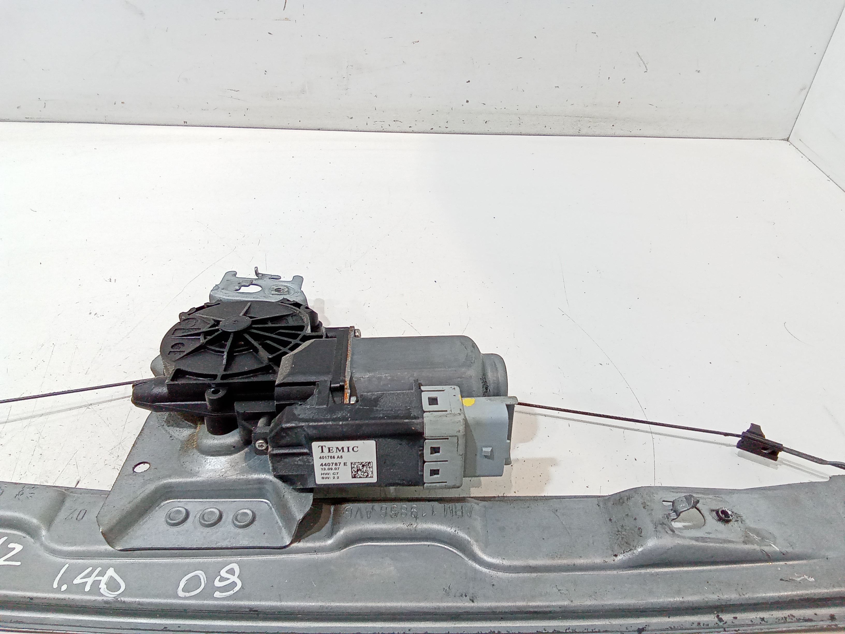 Cremagliera anteriore sinistra Guida per Peugeot 207 S. Wagon (2007 - 2009)