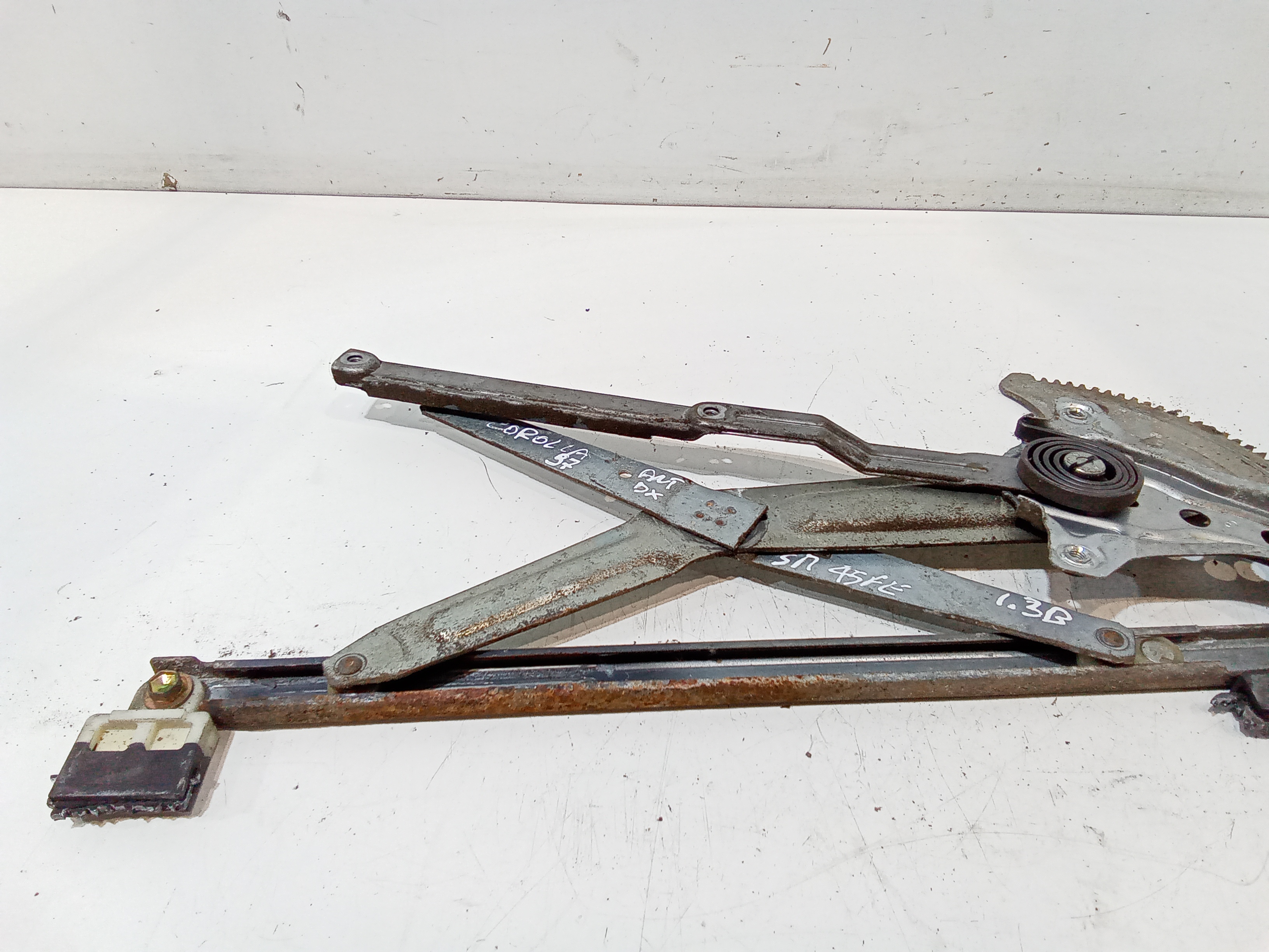 Cremagliera anteriore destra passeggero per Toyota Corolla Berlina 1 Serie (1997 - 2000)